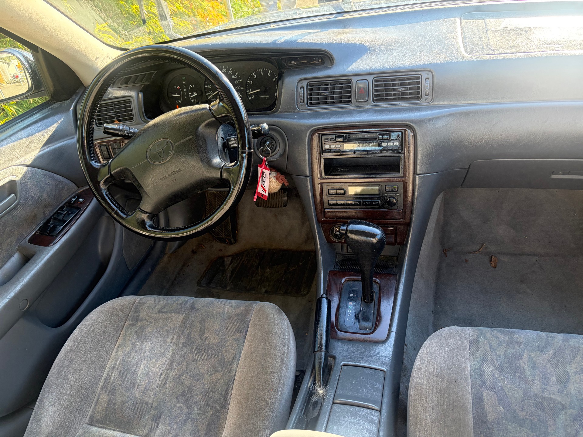 TOYOTA Camry 2.2-image-1