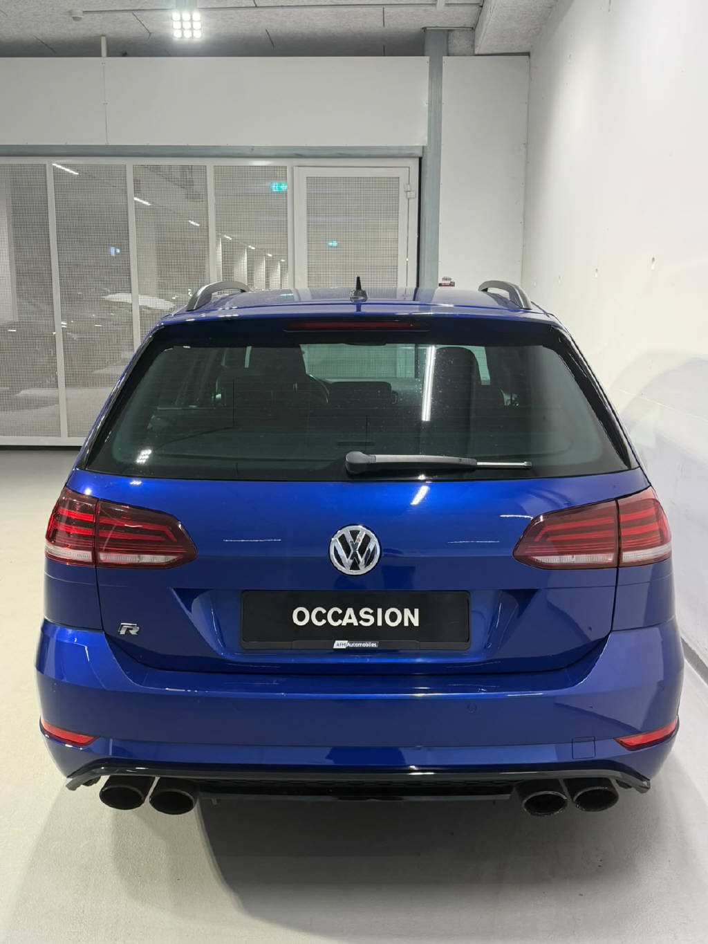VW Golf VII Variant 2.0 TSI R 310 DSG 4moti-image-4