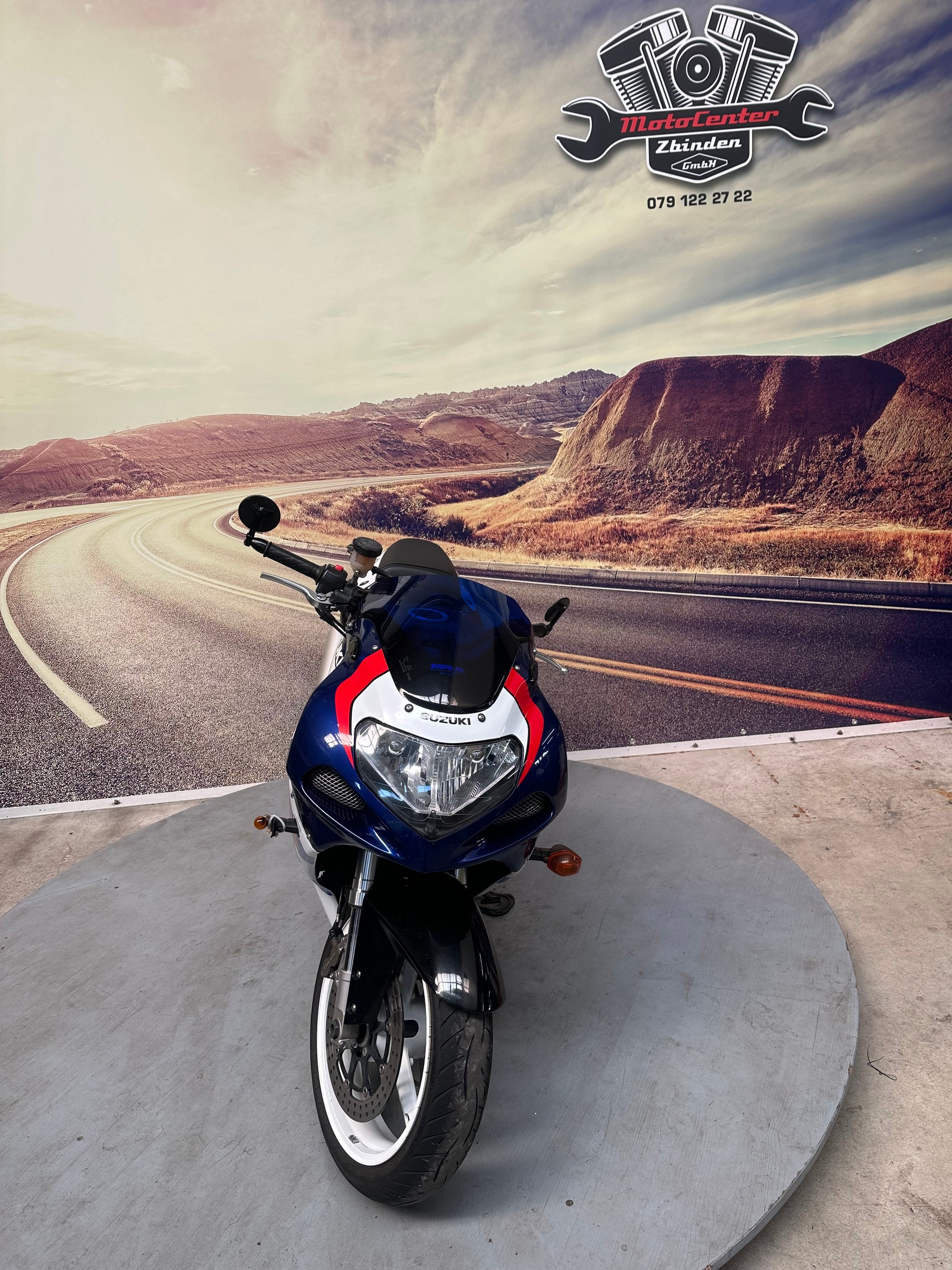 SUZUKI GSX-R 750 W Y I.E.-showroom-element-2