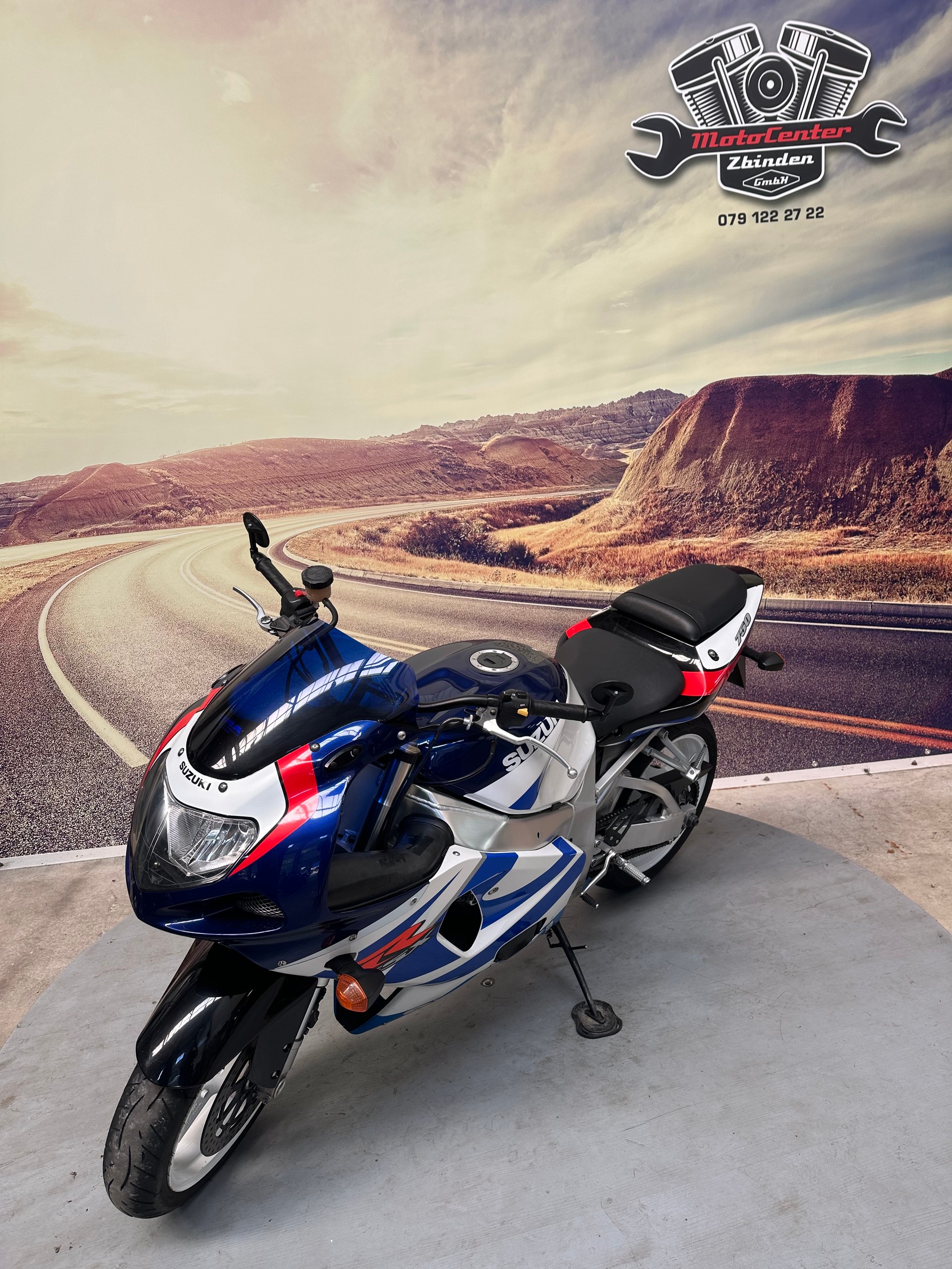 SUZUKI GSX-R 750 W Y I.E.-showroom-element-3