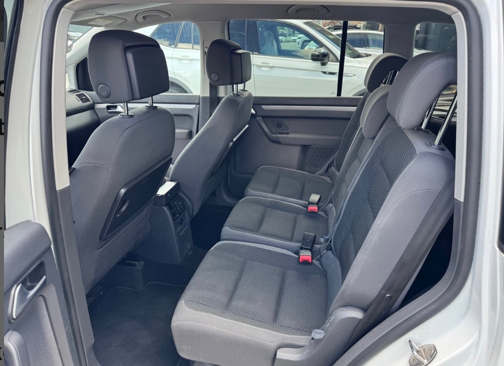 VW Touran 2.0 TDI BlueMotion Technology Cup DSG-image-5