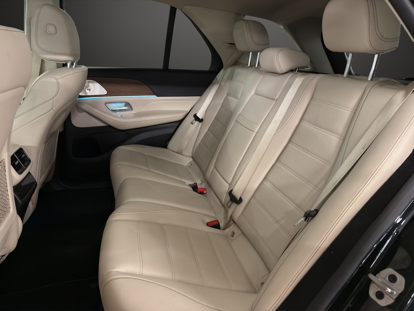 MERCEDES-BENZ GLE 300 d 4Matic 9G-Tronic-image-15