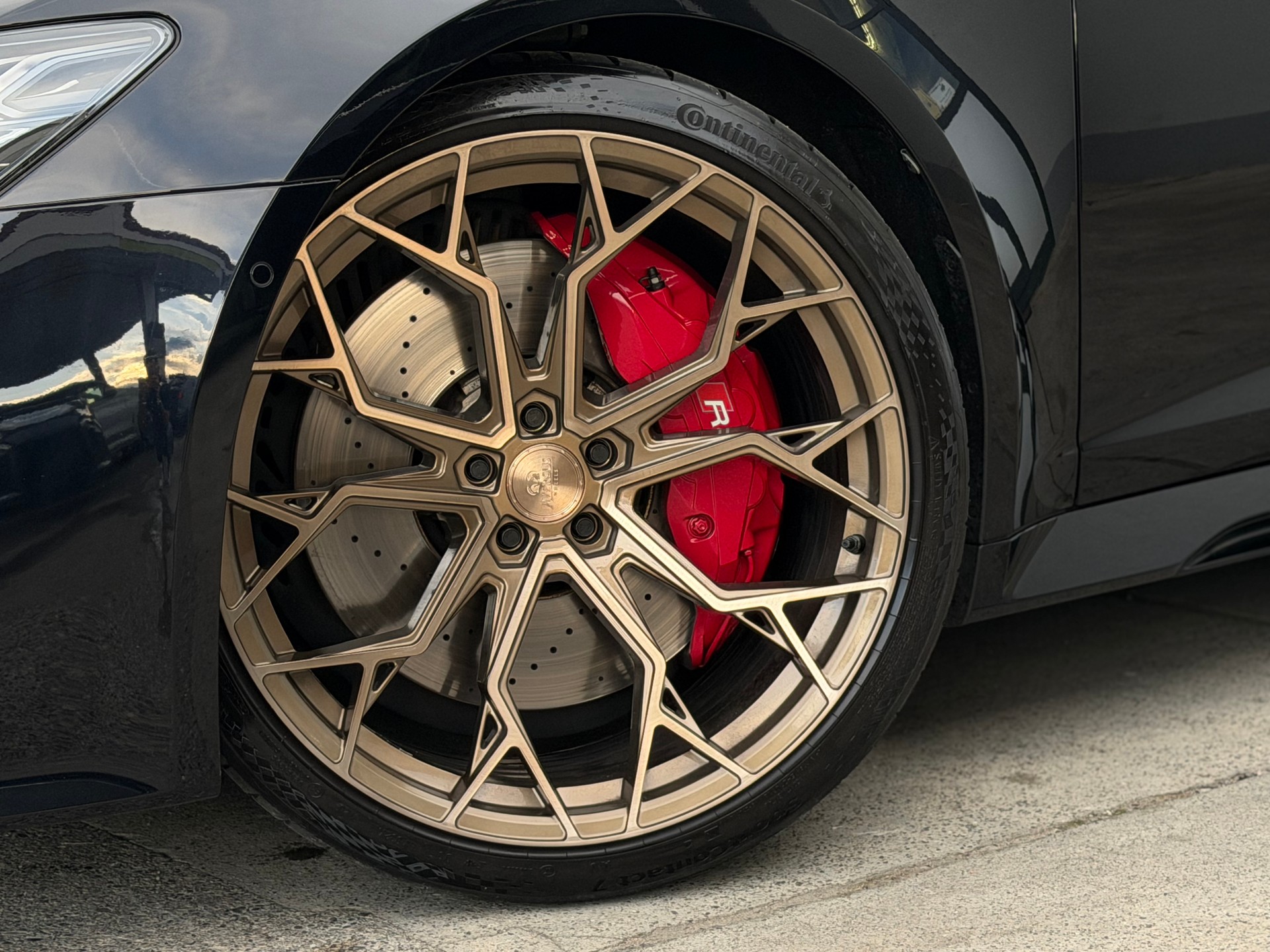 AUDI RS6 Avant 4.0 TFSI V8 quattro-image-10