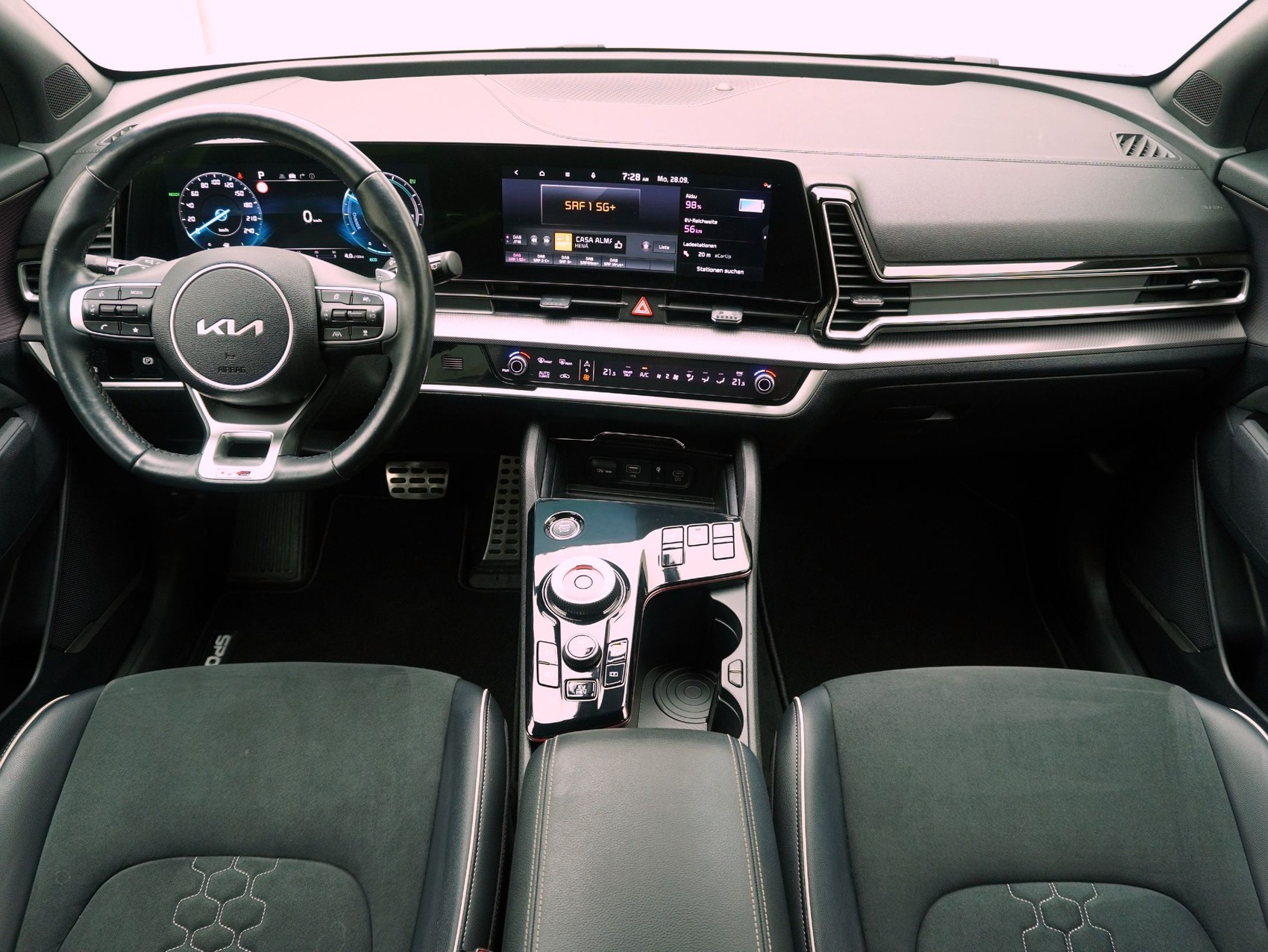 KIA Sportage 1.6 T-GDi PHEV GT-Line 4x4-image-13