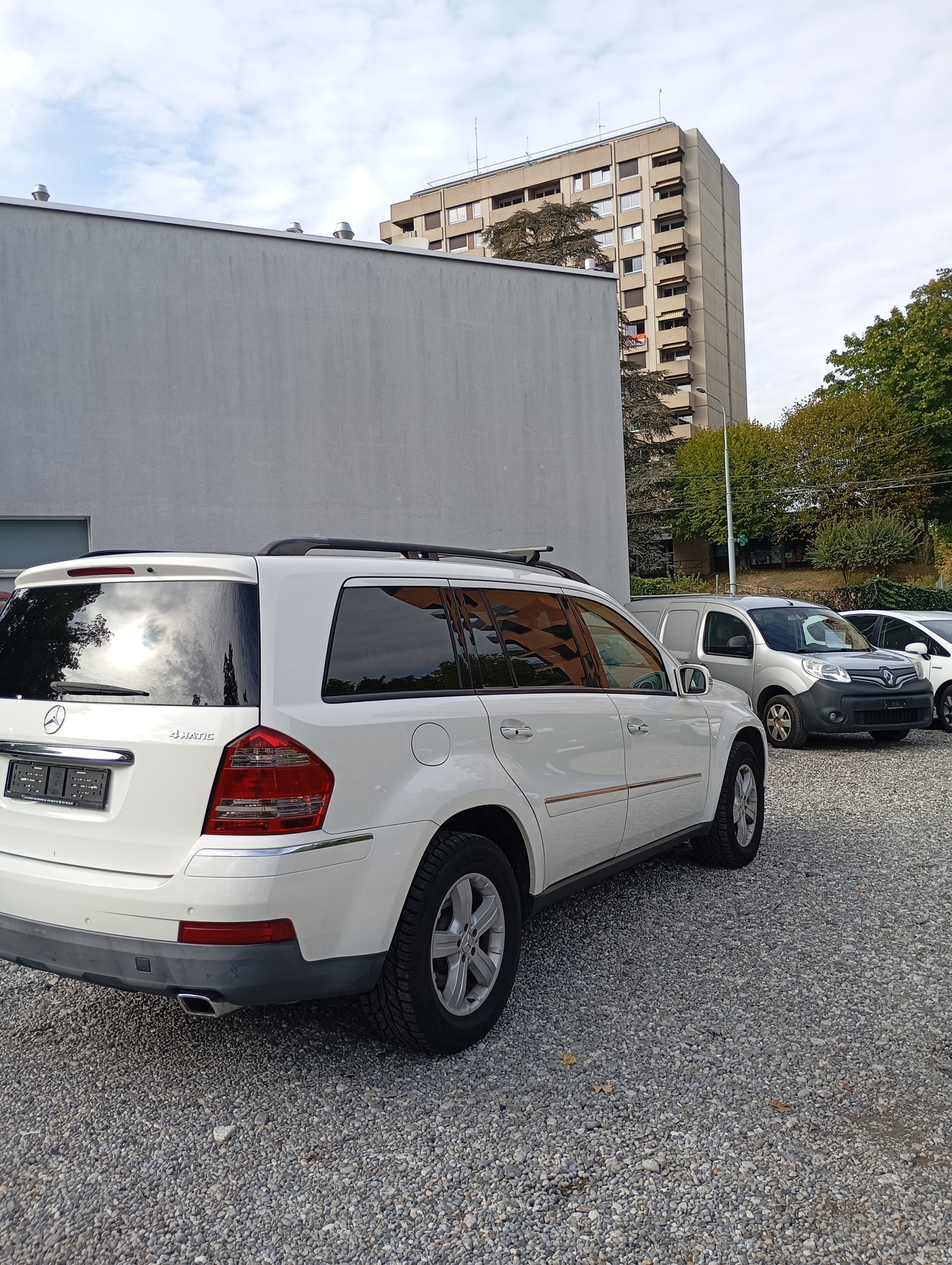 MERCEDES-BENZ GL-image-2