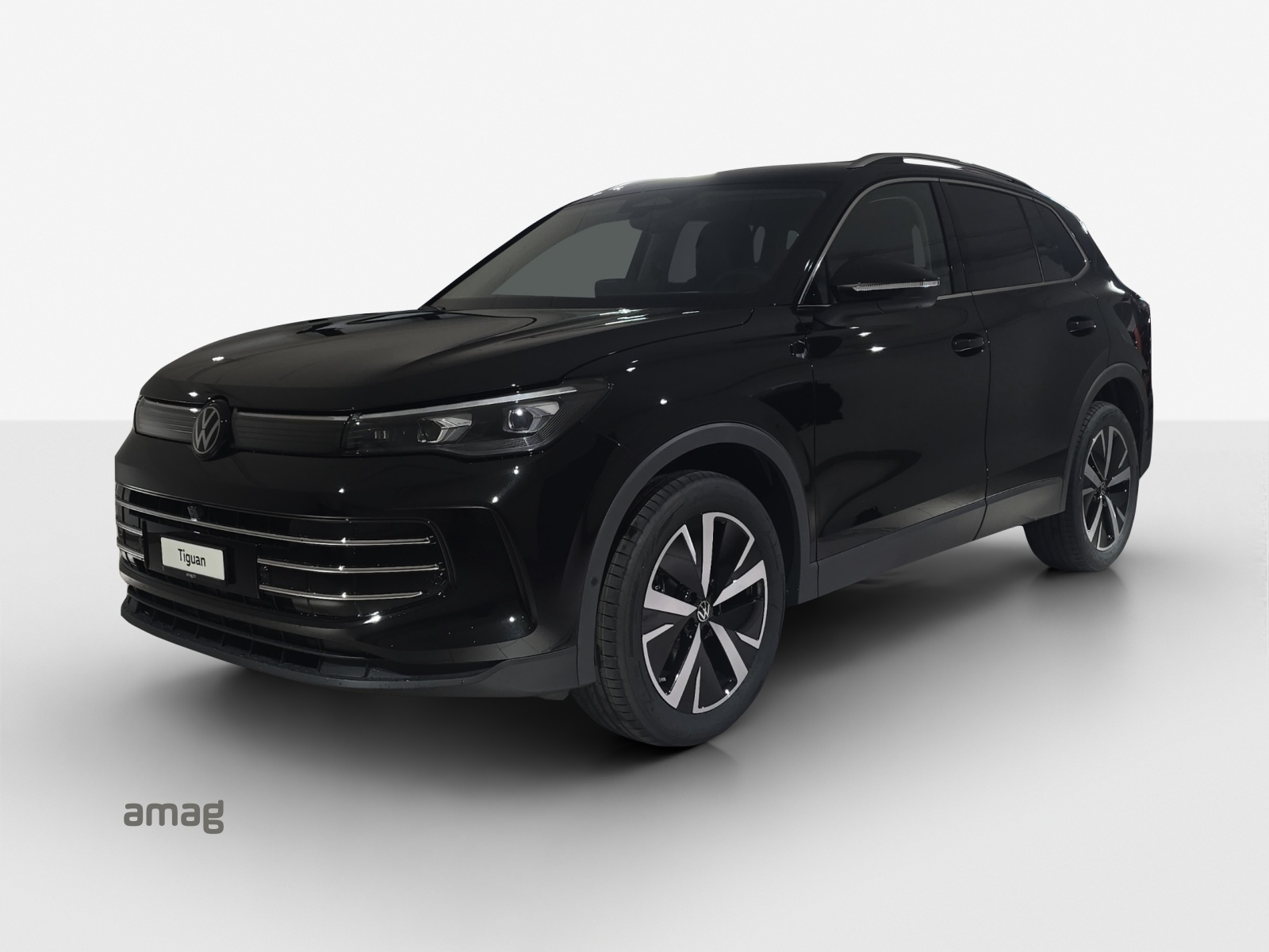 VW Tiguan 2.0 TSI DSG Style 4Motion-image-0