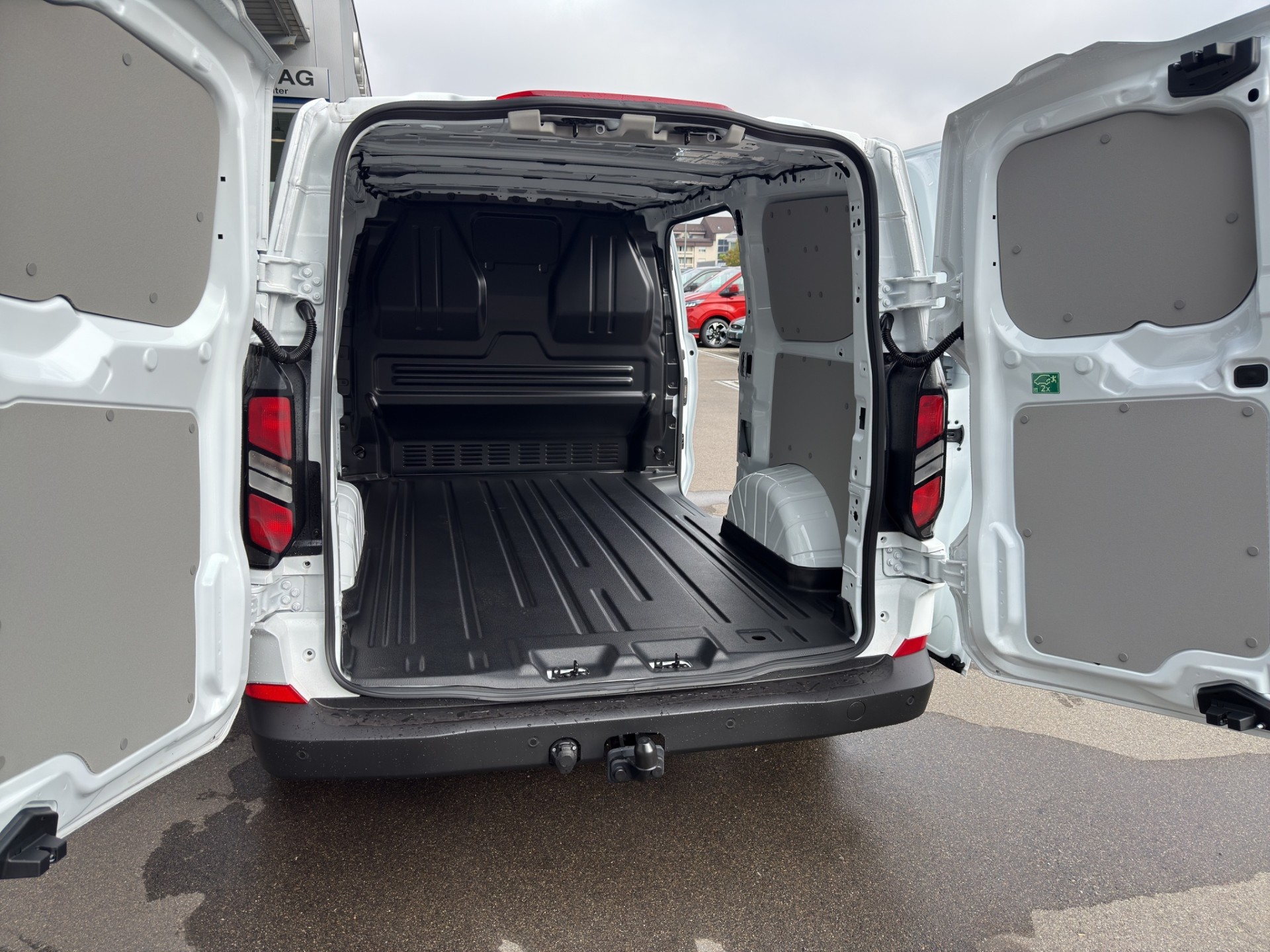 FORD Transit C Van 280 L1 (Lead-In) 2.0 EcoBlue 136 Trend-image-13