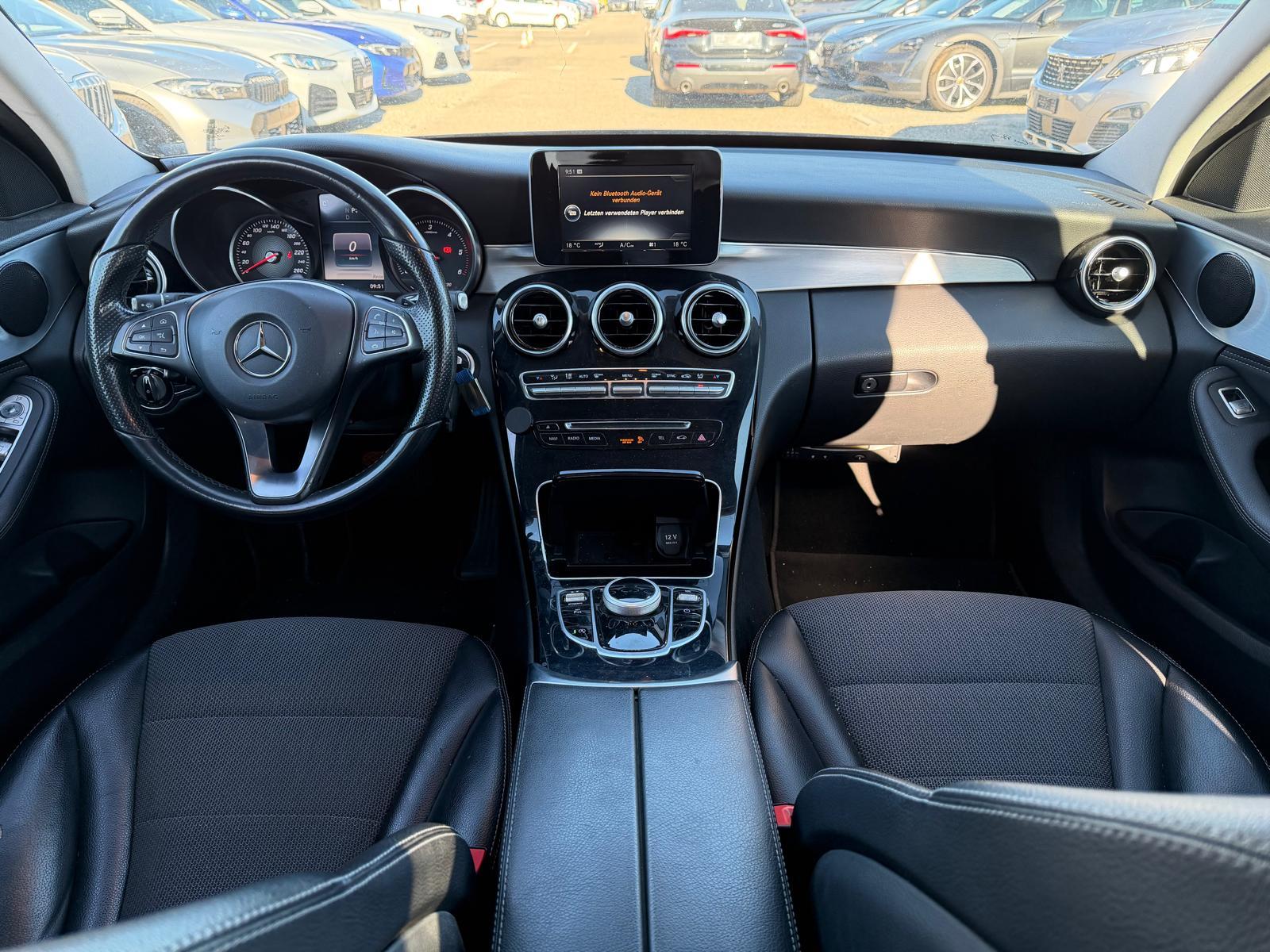 MERCEDES-BENZ C-Klasse S205 Kombi C 220 d Avantgarde 4m-image-9