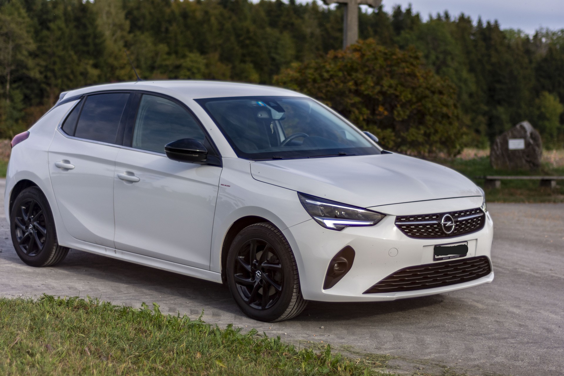 OPEL 1.2 T Elegance-image-1