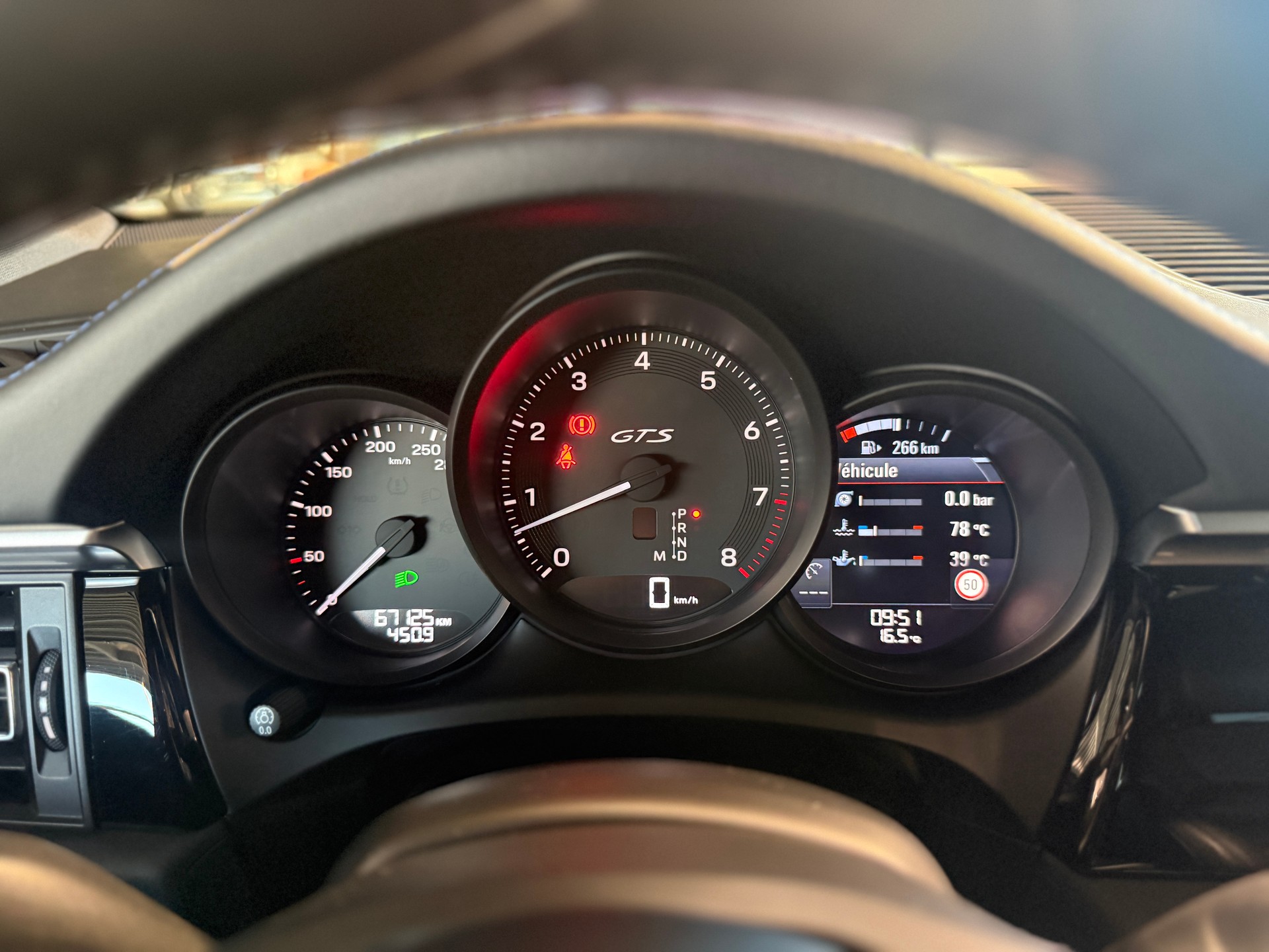 PORSCHE Macan GTS PDK-image-17