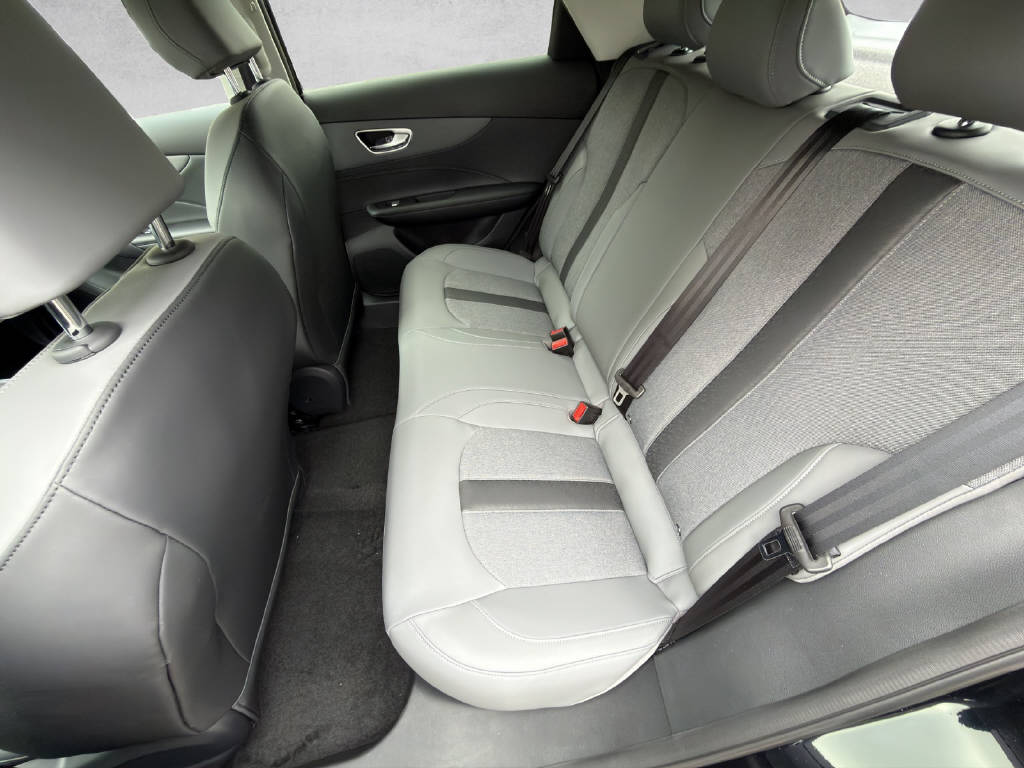 MG MG4 77 kWh Premium-image-6