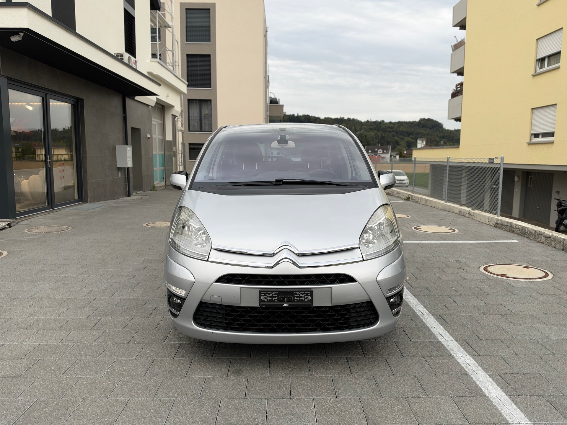 CITROEN C4 Picasso 1.6i 16V THP Séduction EGS6-image-7