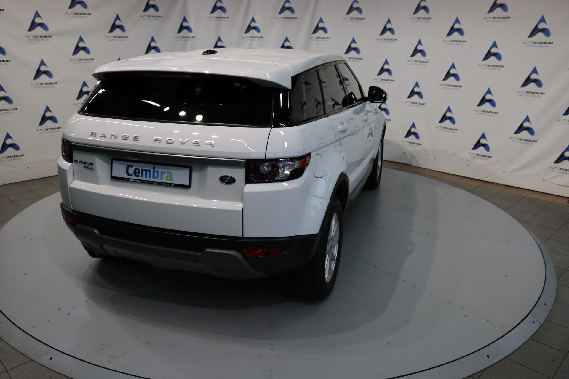 LAND ROVER Range Rover Evoque 2.2 TD4 Pure-image-19