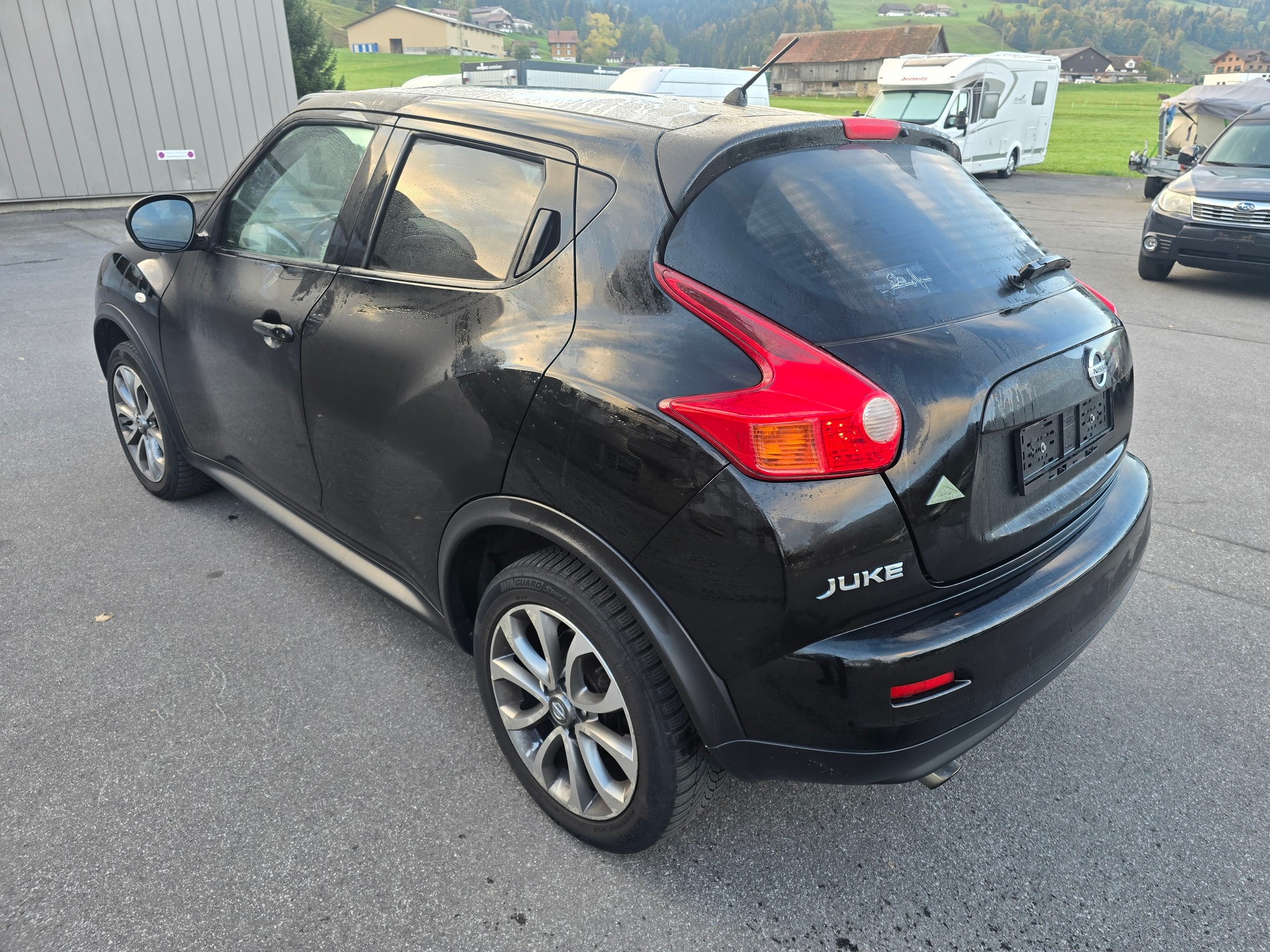 NISSAN Juke 1.6 DIG-T Shiro 4x4 Xtronic M-CVT-image-5