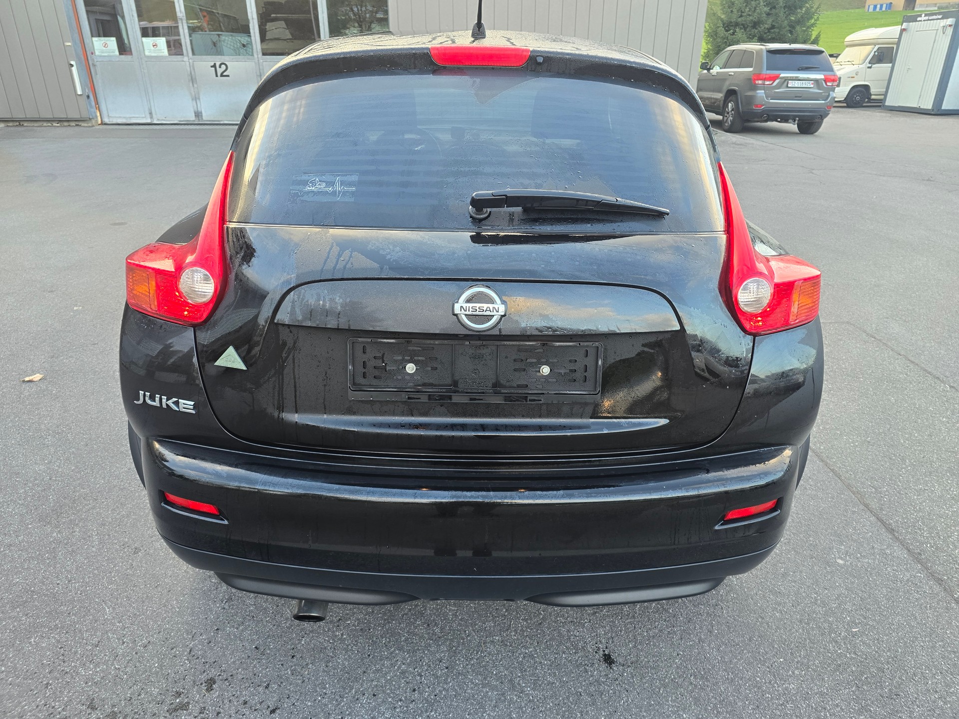 NISSAN Juke 1.6 DIG-T Shiro 4x4 Xtronic M-CVT-image-3