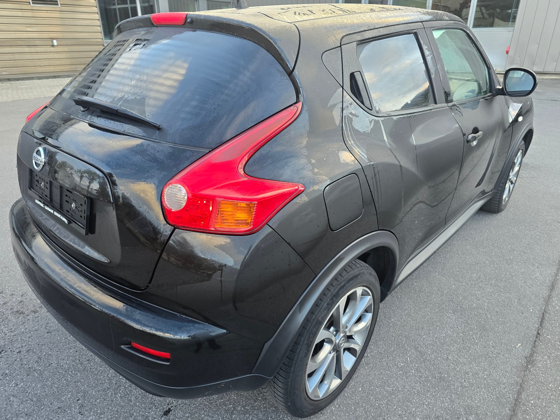 NISSAN Juke 1.6 DIG-T Shiro 4x4 Xtronic M-CVT-image-4