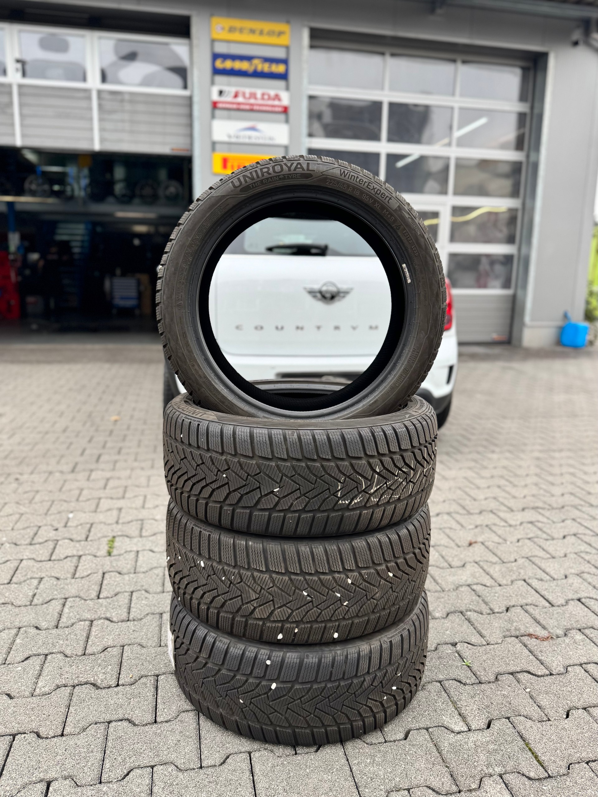 MINI Countryman Cooper S ALL4 Steptronic / ab MFK bei Verkauf-image-23