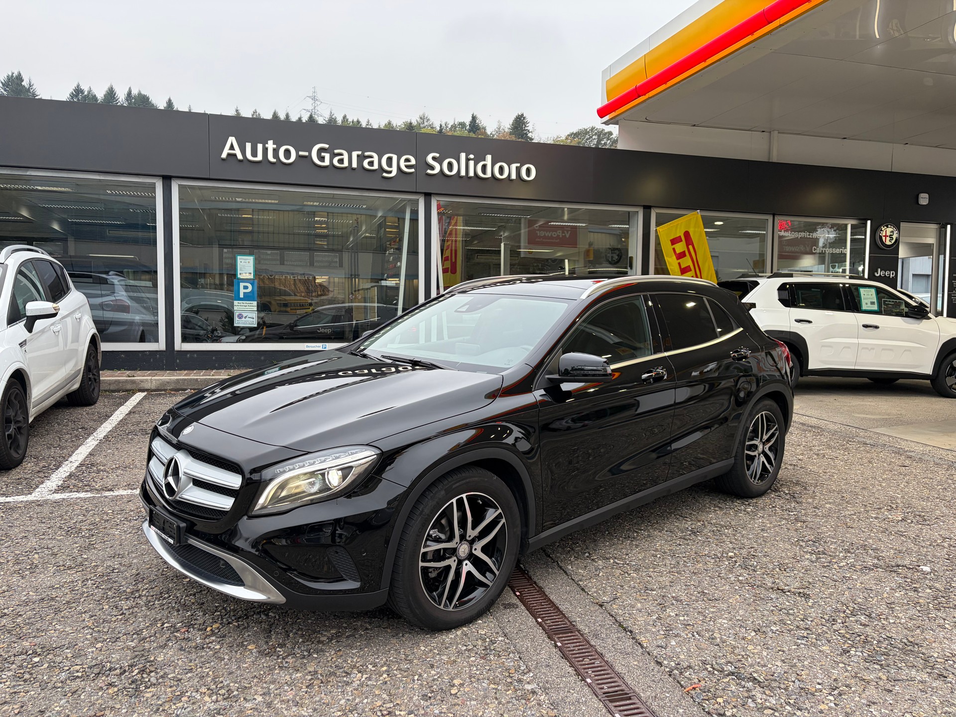 MERCEDES-BENZ GLA 200 CDI Swiss Star Edition 4Matic 7G-DCT-image-1