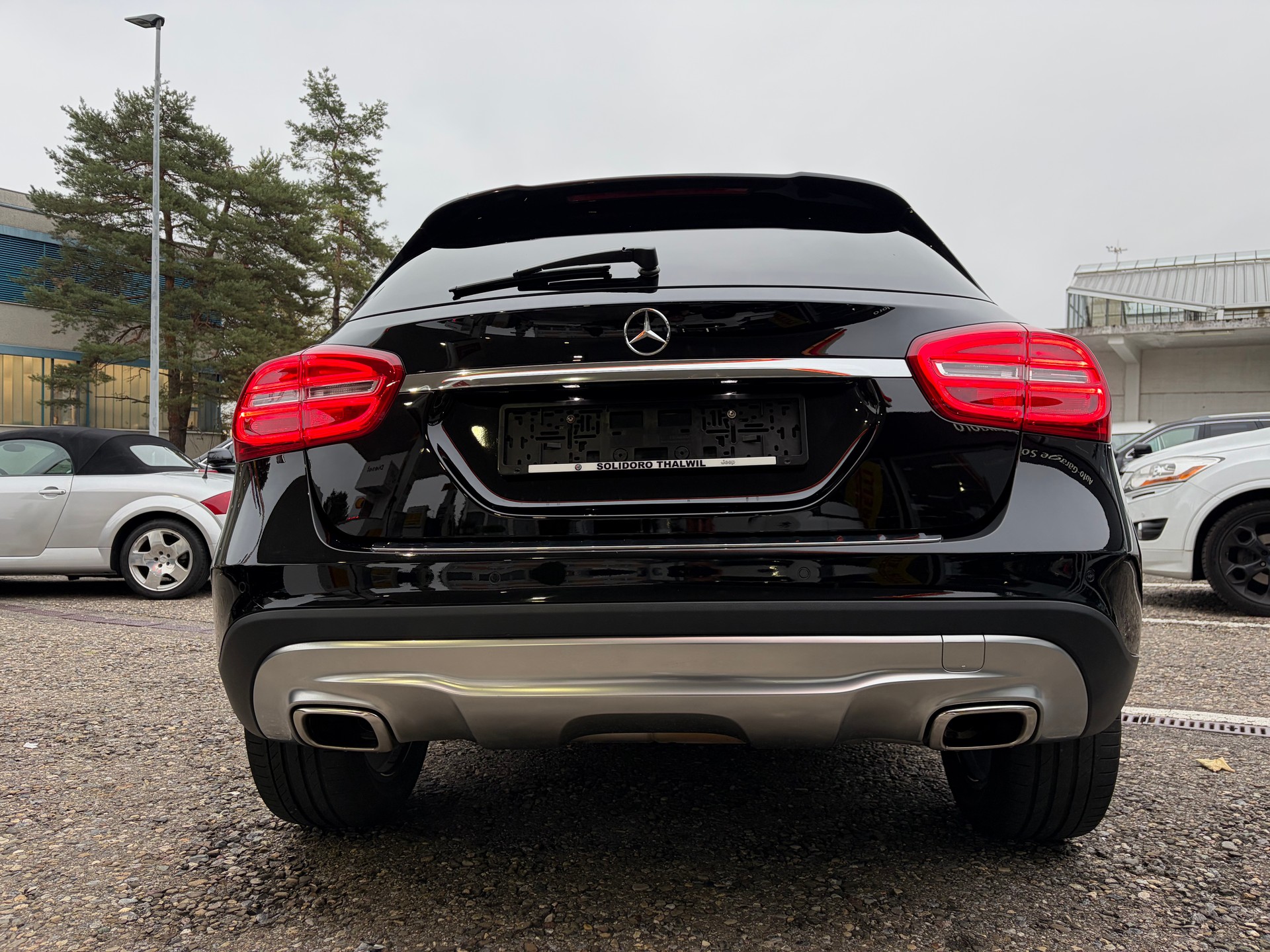 MERCEDES-BENZ GLA 200 CDI Swiss Star Edition 4Matic 7G-DCT-image-10