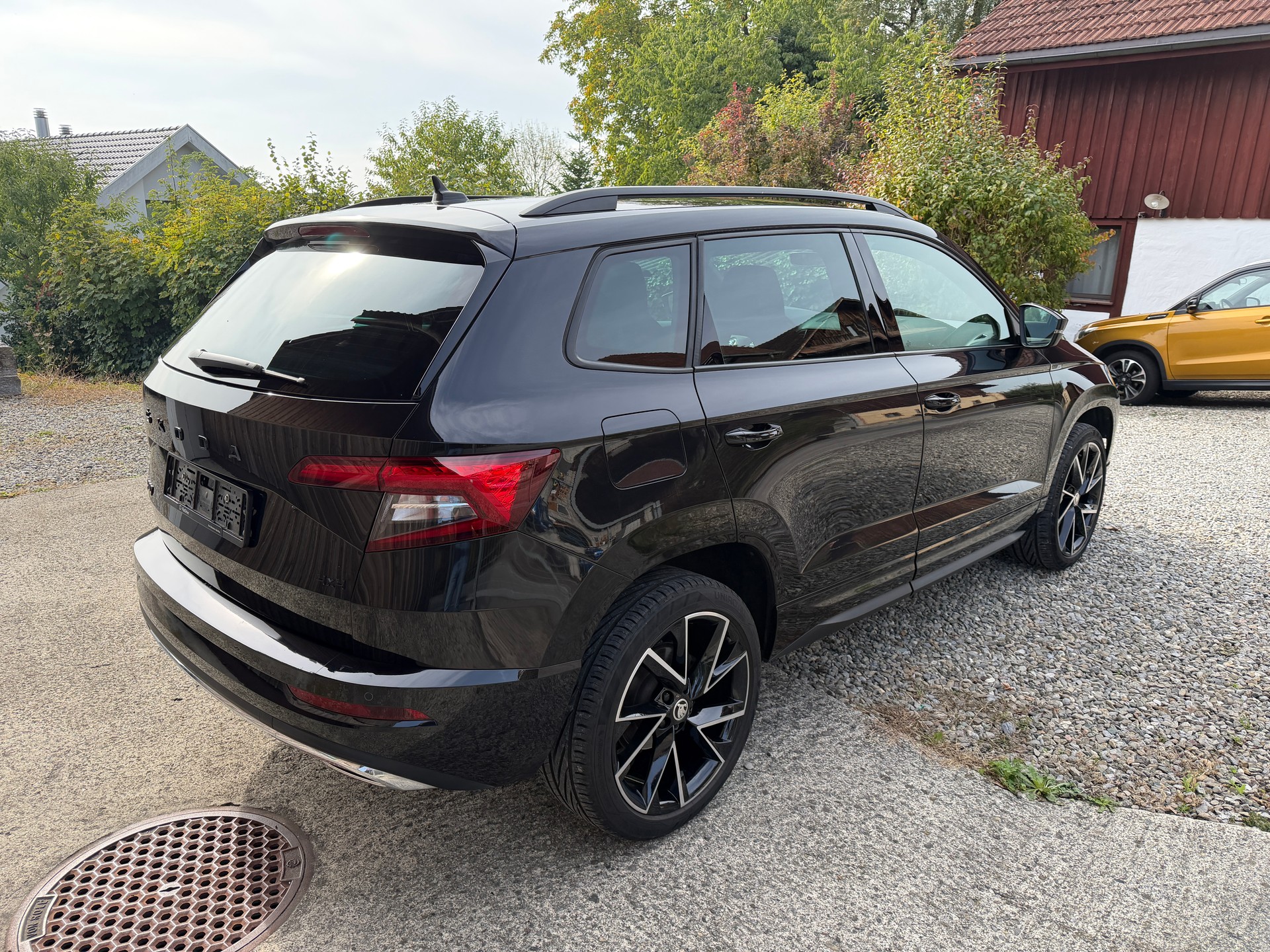 SKODA Karoq 2.0 TDI CR SportLine 4x4 DSG-image-3