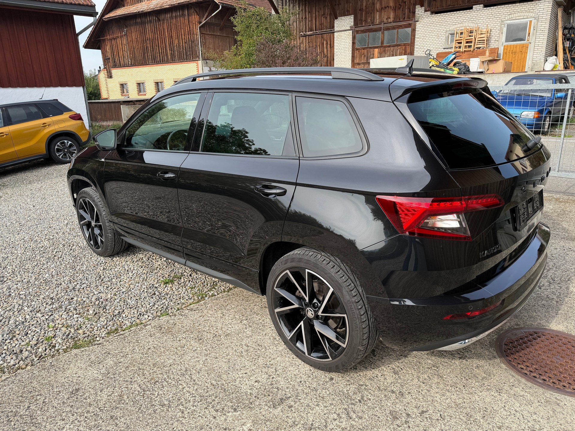 SKODA Karoq 2.0 TDI CR SportLine 4x4 DSG-image-4
