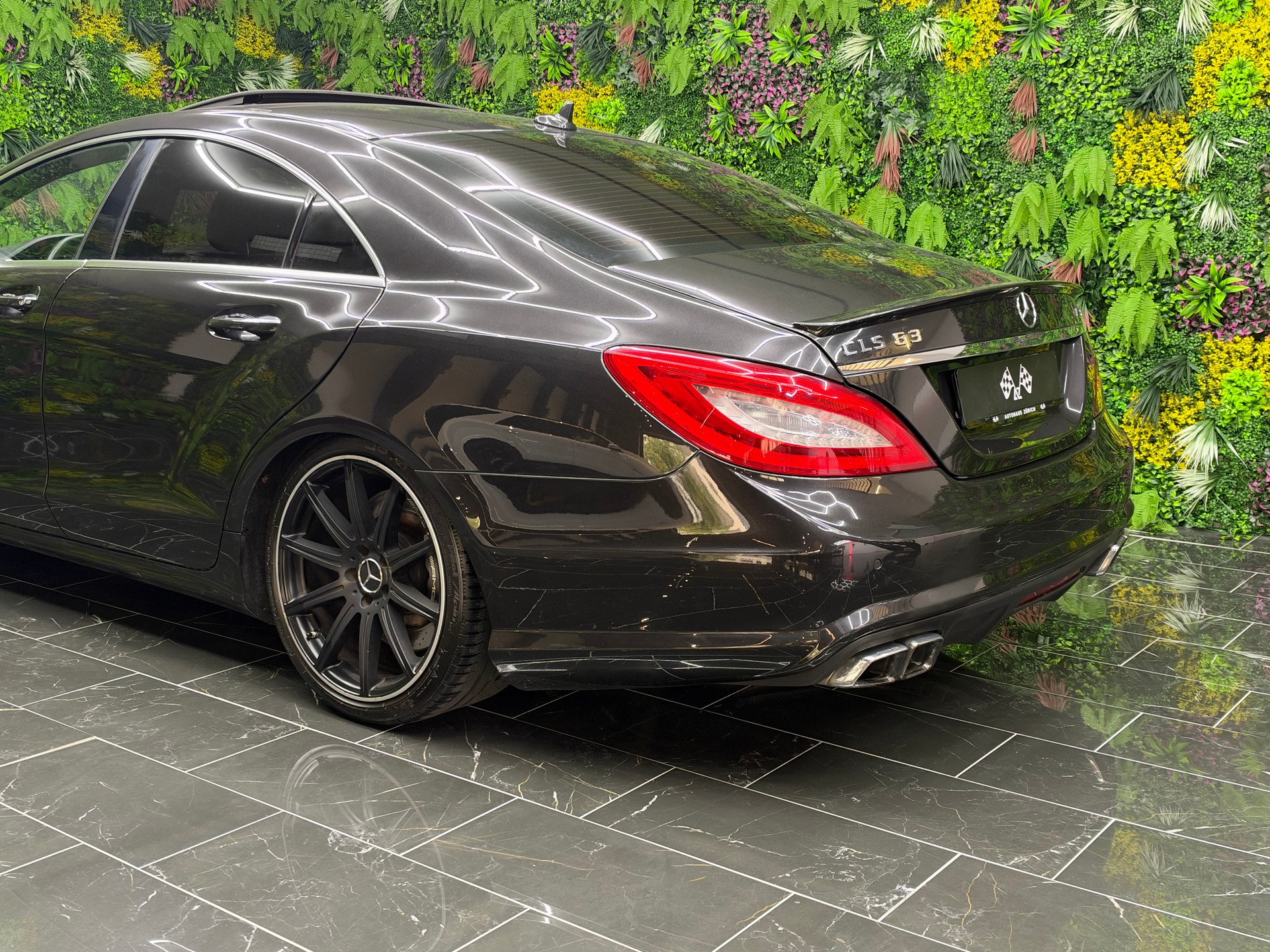 MERCEDES-BENZ CLS 63 AMG Speedshift MCT-image-6