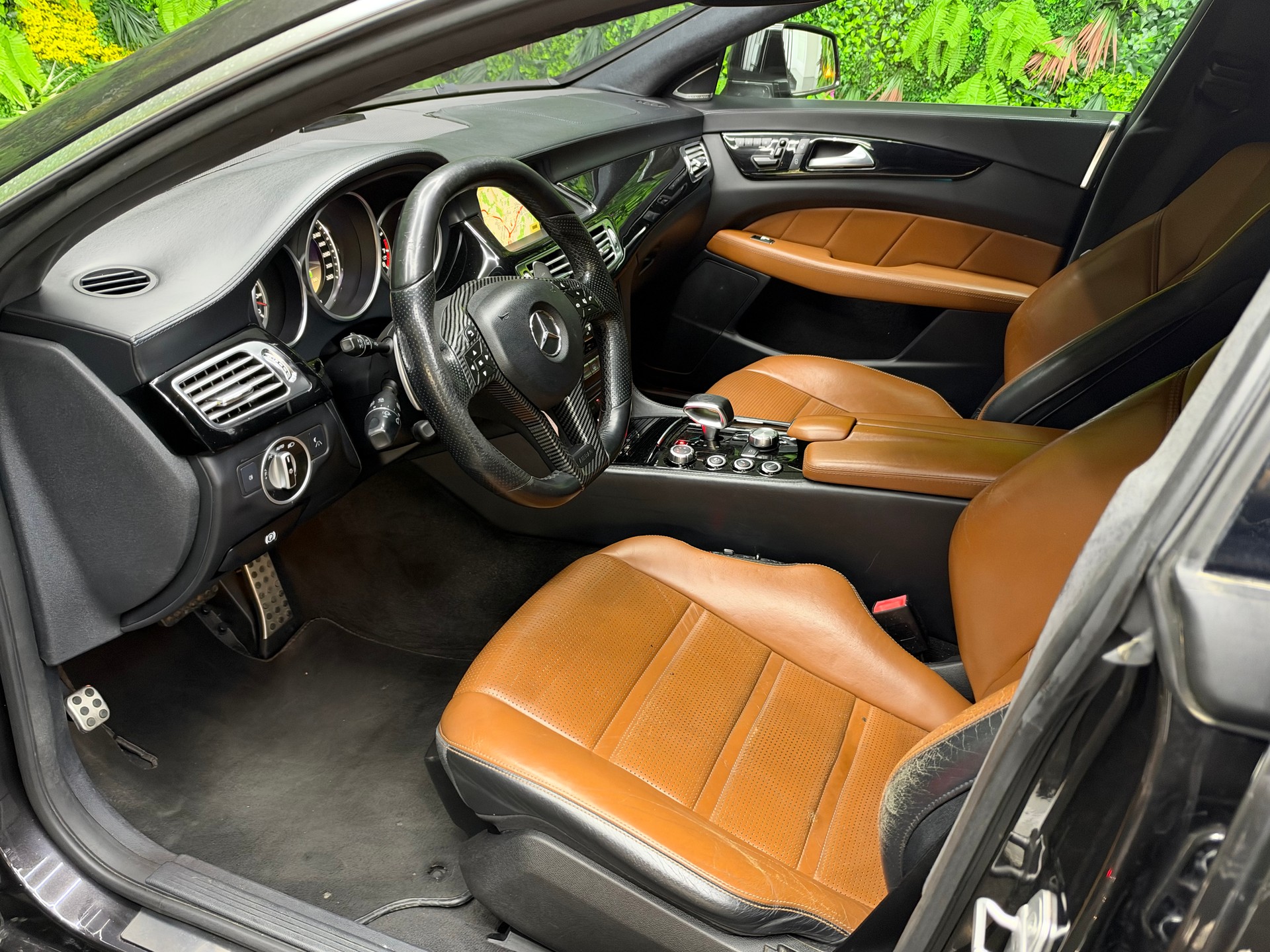 MERCEDES-BENZ CLS 63 AMG Speedshift MCT-image-8