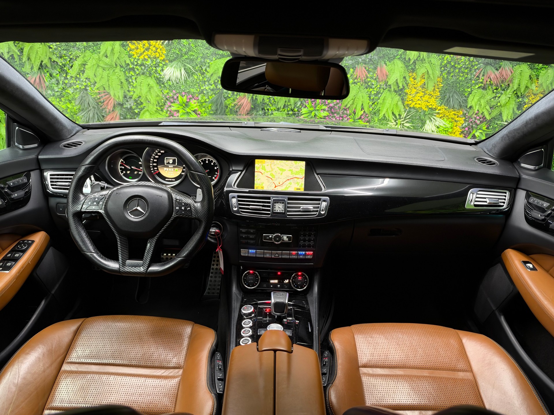 MERCEDES-BENZ CLS 63 AMG Speedshift MCT-image-11