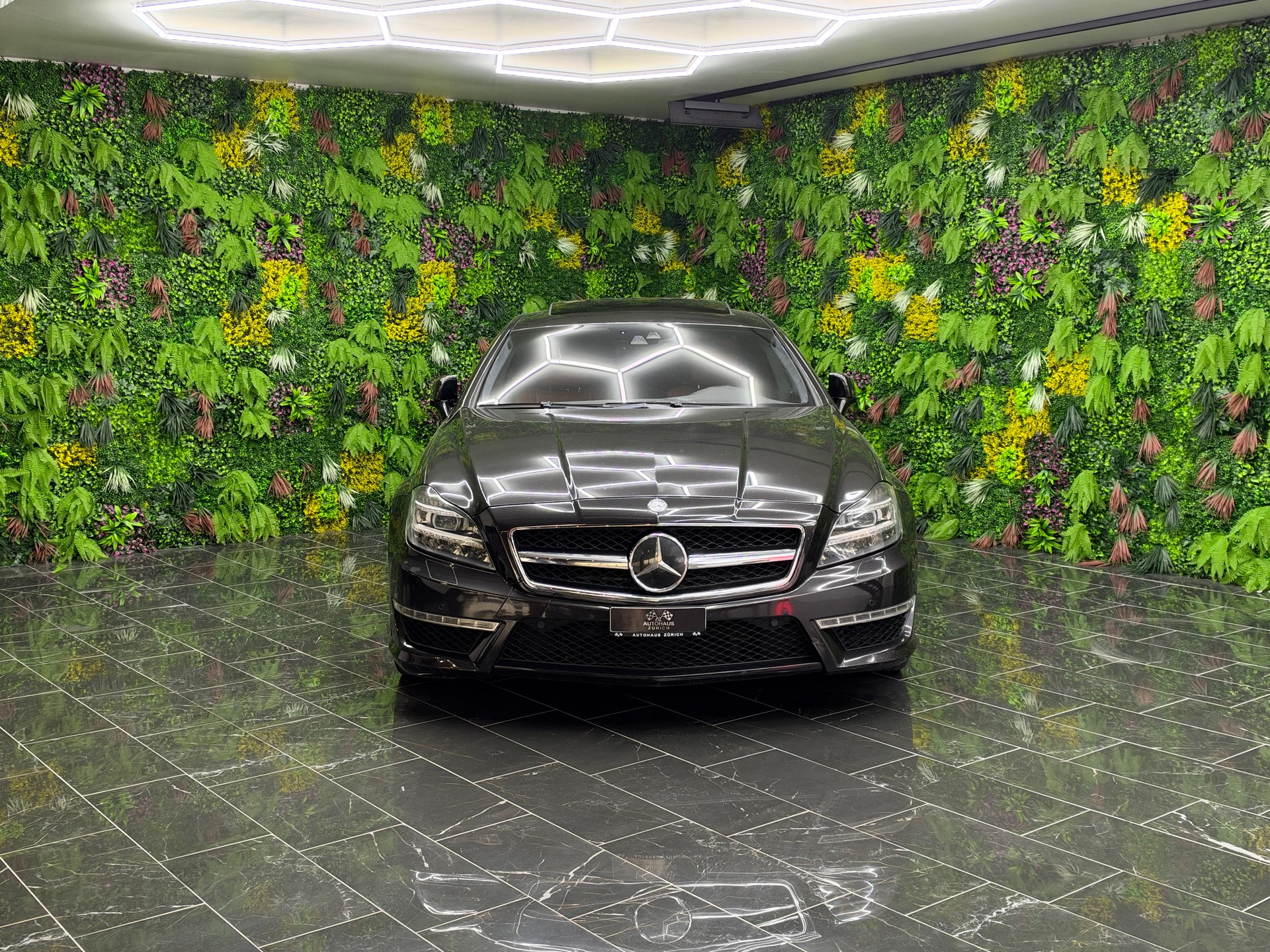 MERCEDES-BENZ CLS 63 AMG Speedshift MCT-image-2