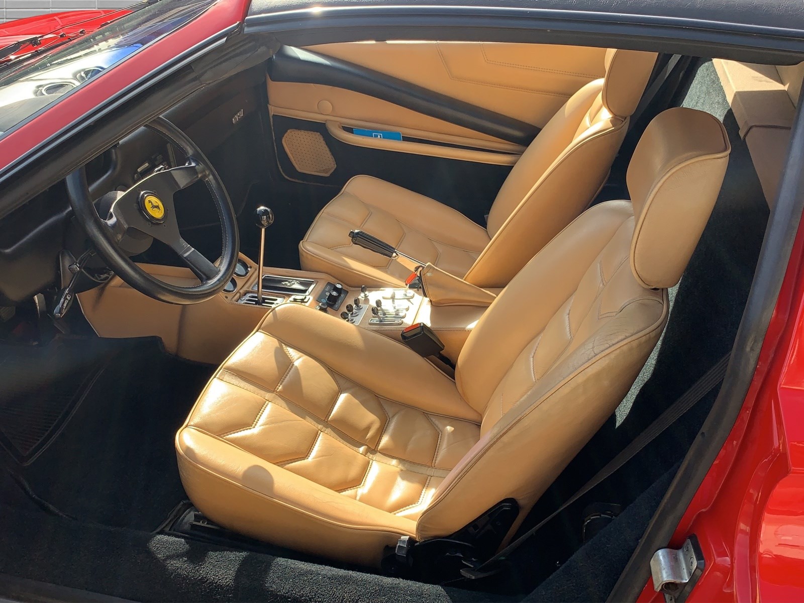 FERRARI 308 GTSi Quattrovalvole-image-4