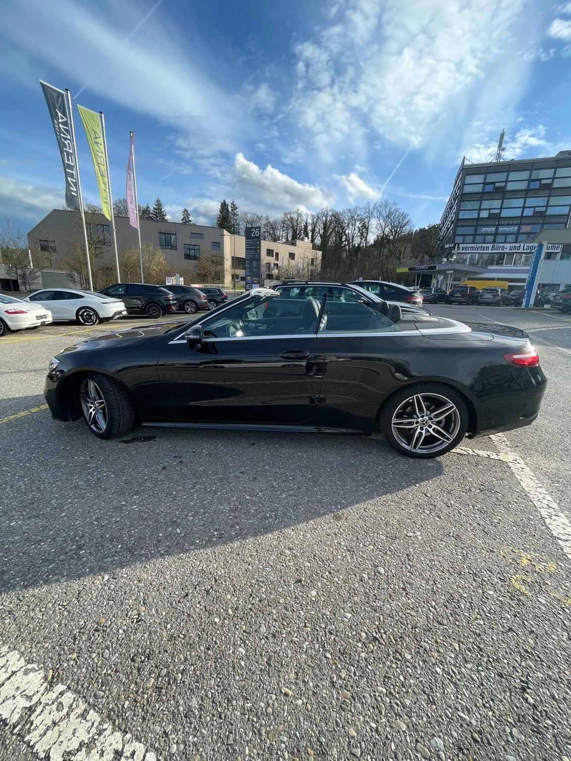 MERCEDES-BENZ E 200 Cabriolet AMG Line 9G-Tronic-image-3