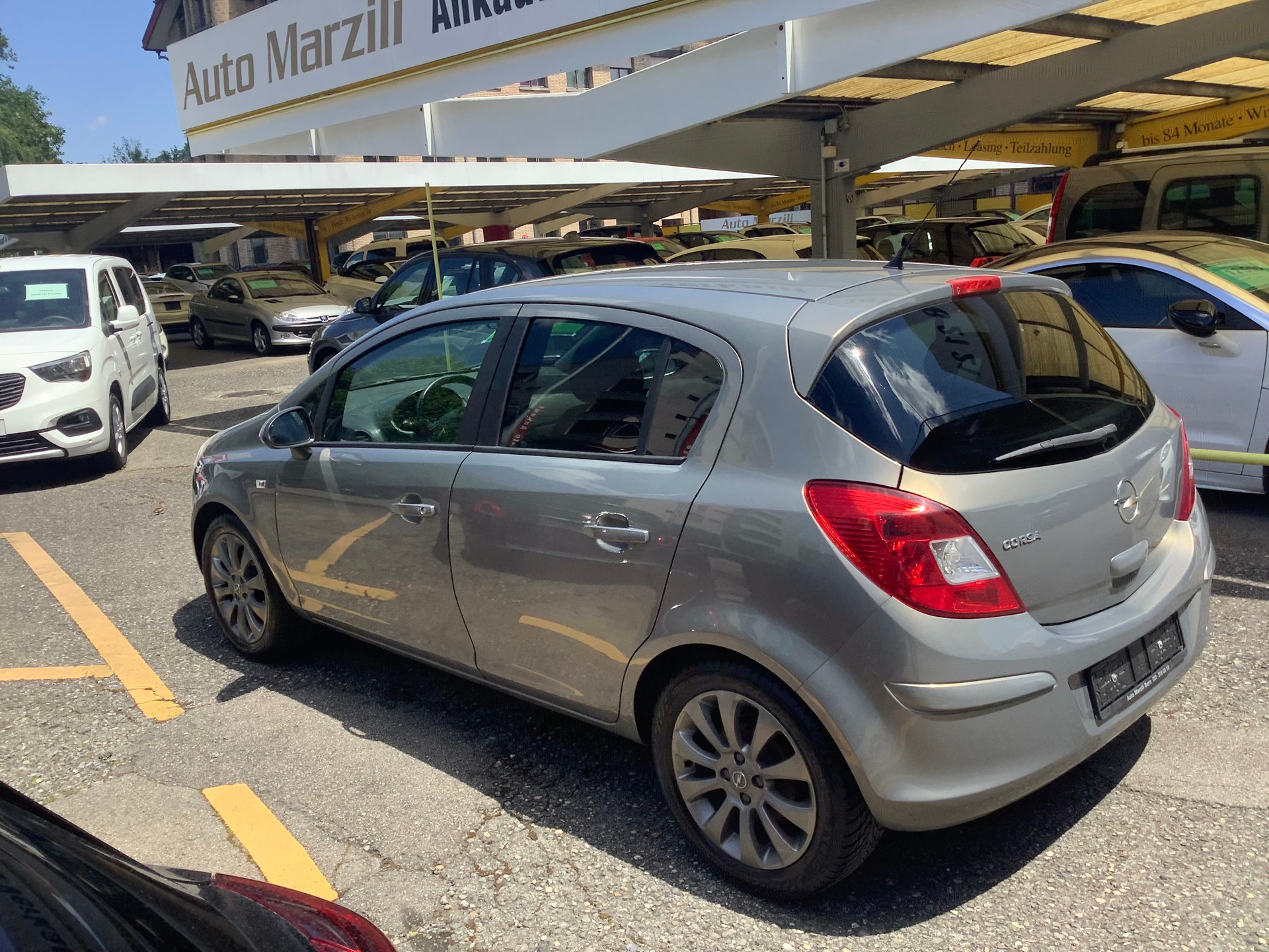 OPEL Corsa 1.4 TP Anniversary-image-2