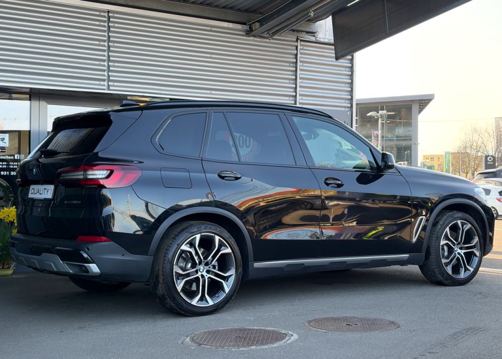 BMW X5 xDrive 48V 30d M Sport Steptronic-image-2