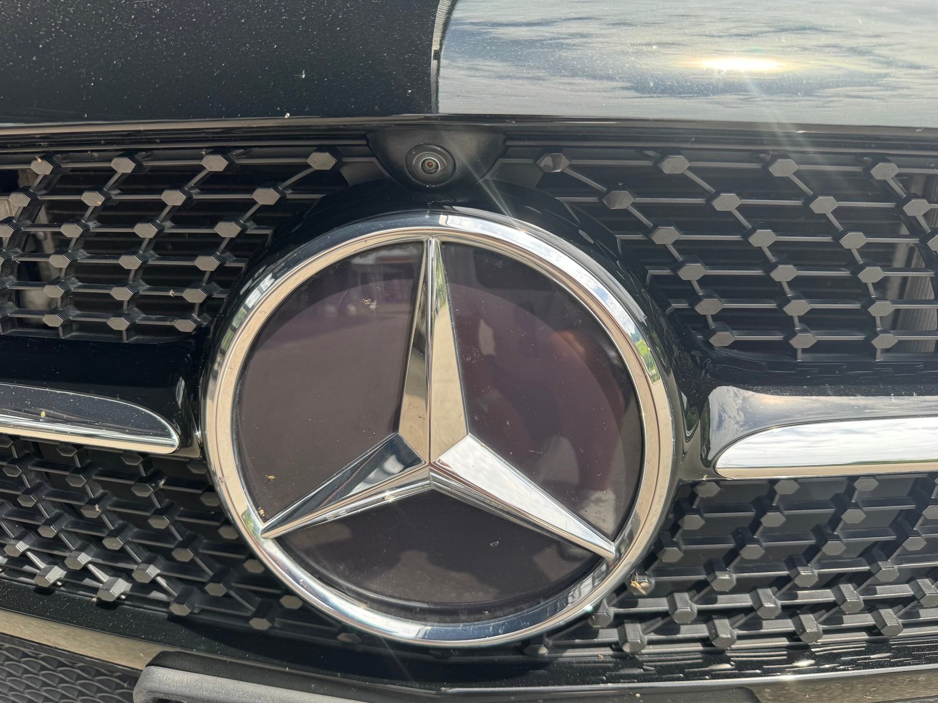MERCEDES-BENZ A 180 AMG Line*Keyless Go*8-fach bereift*Panoramadach*-image-18
