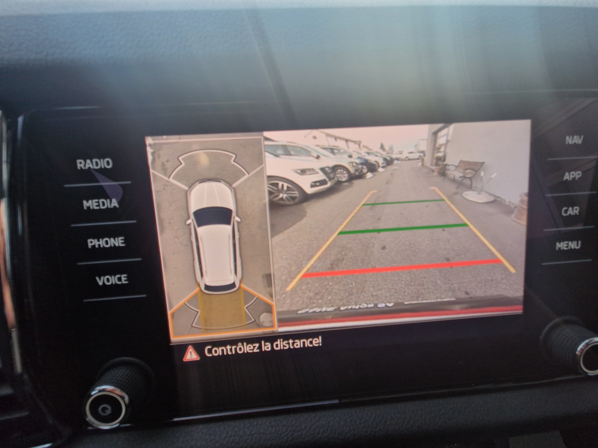 SKODA Kodiaq 2.0 TDI CR Ambition 4x4 DSG-image-14