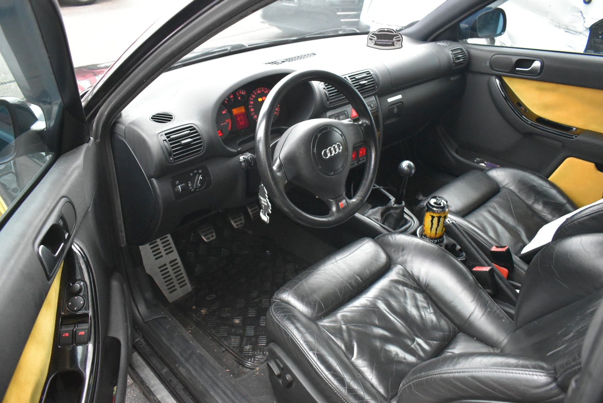 AUDI S3 quattro-image-2