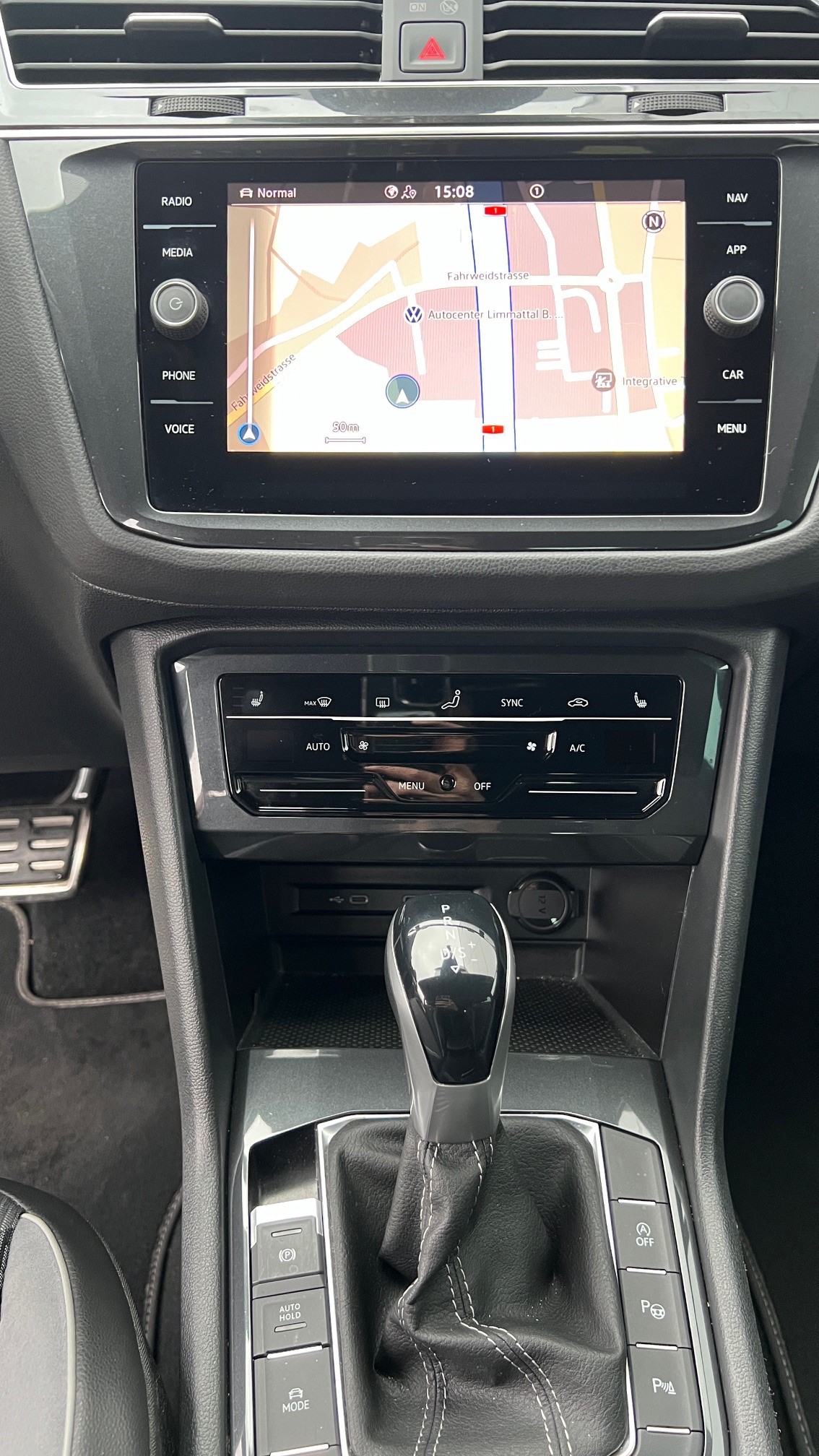 VW Tiguan 1.5TSI Evo R-Line DSG-image-7