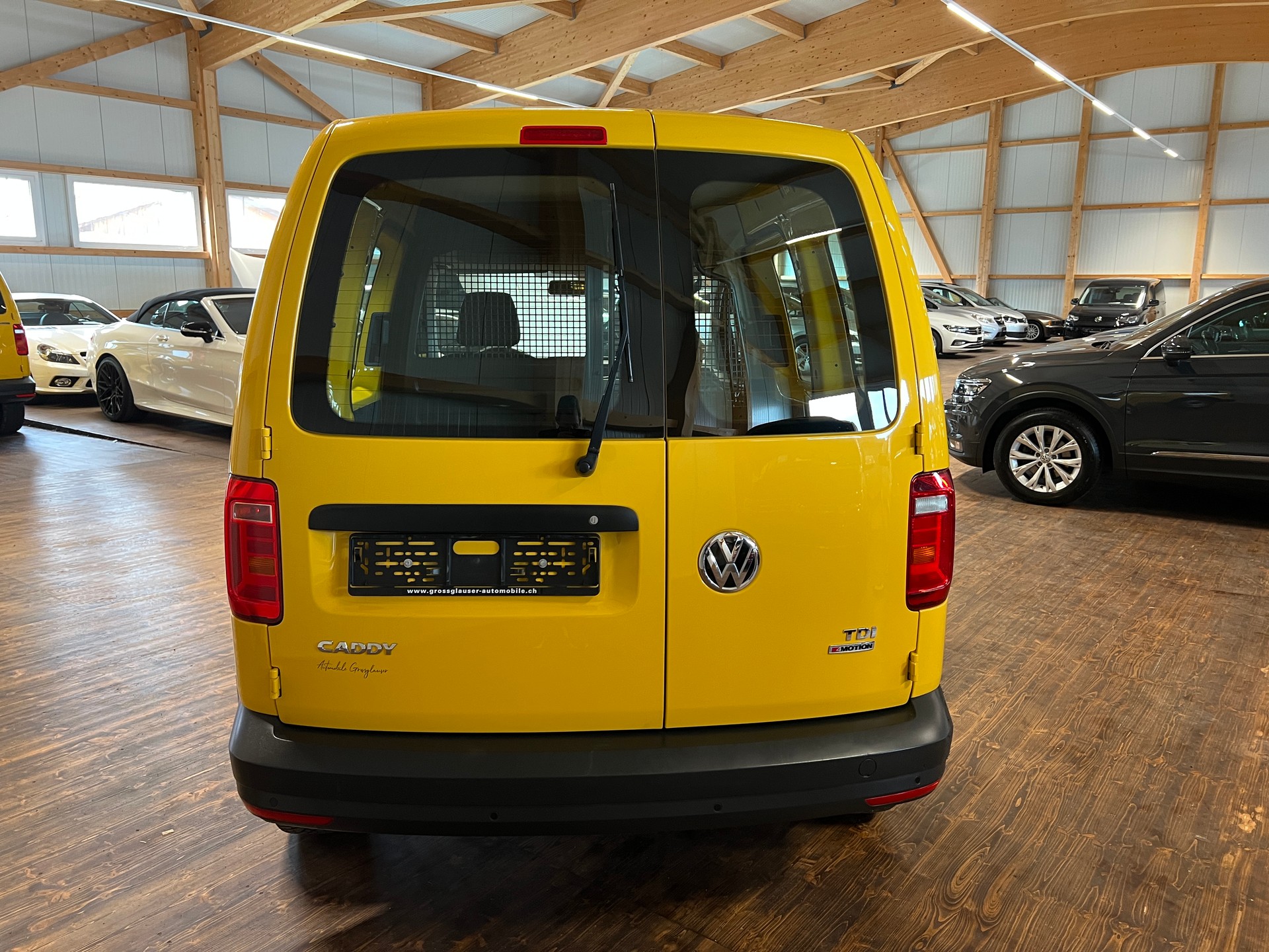 VW Caddy 2.0TDI BlueMotion Technology-image-5