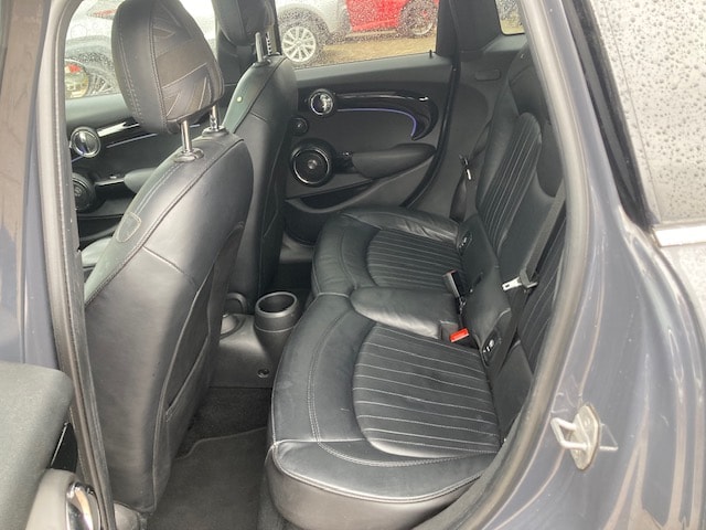 MINI Cooper S Steptronic-image-10