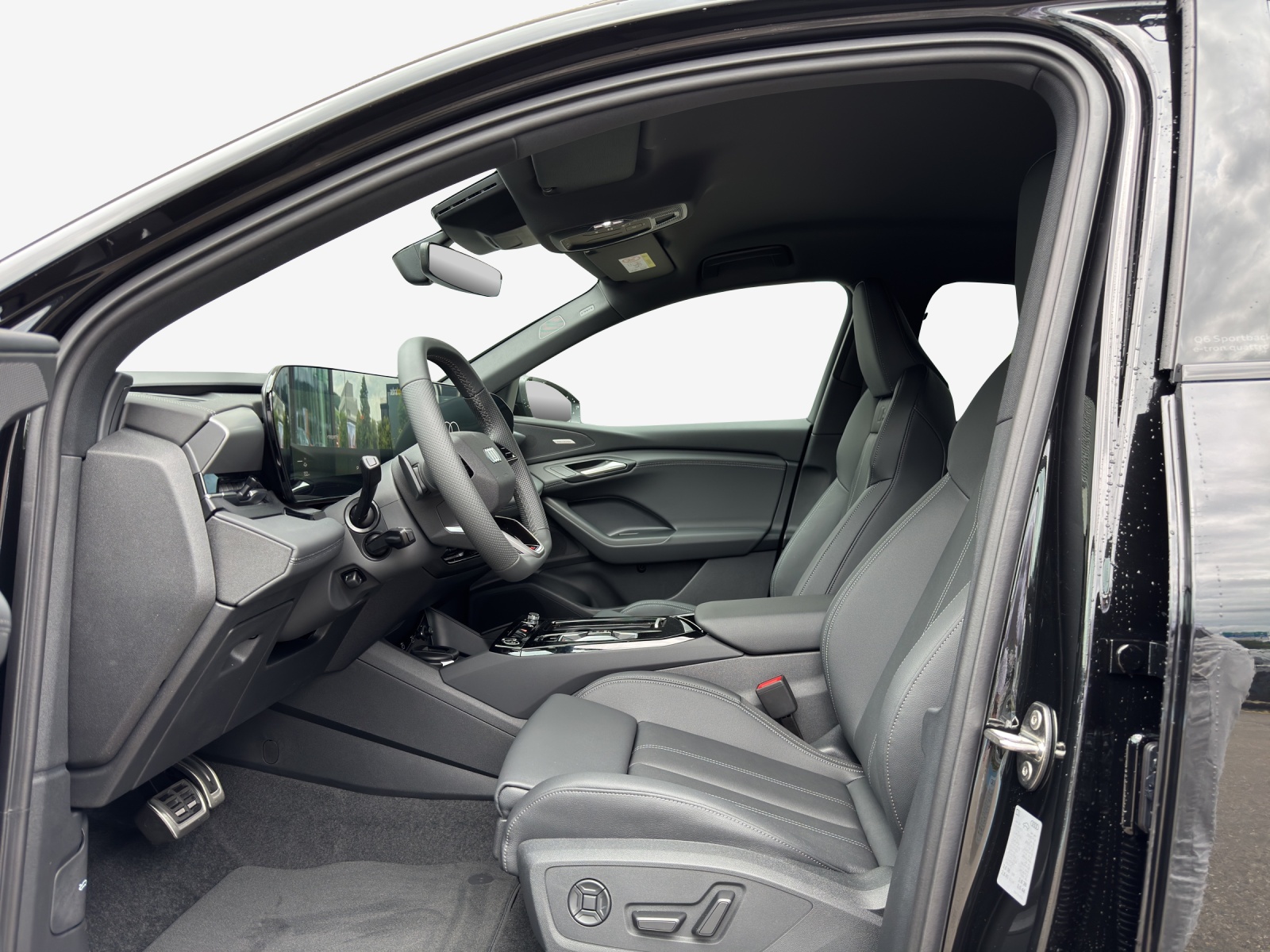 AUDI Q6 Sportback e-tron quattro-image-7