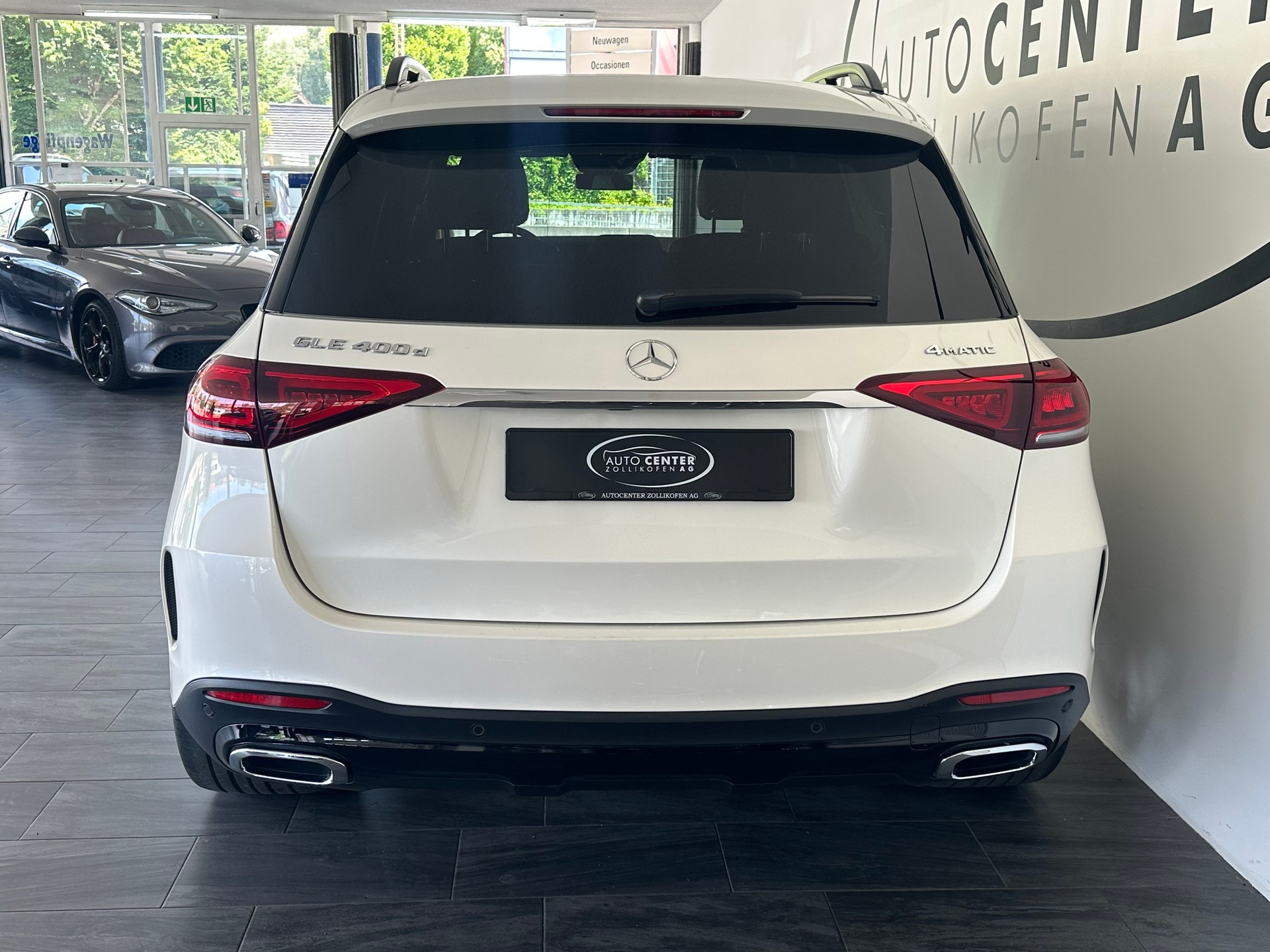 MERCEDES-BENZ GLE 400 d 4Matic AMG Line 9G-Tronic-image-6