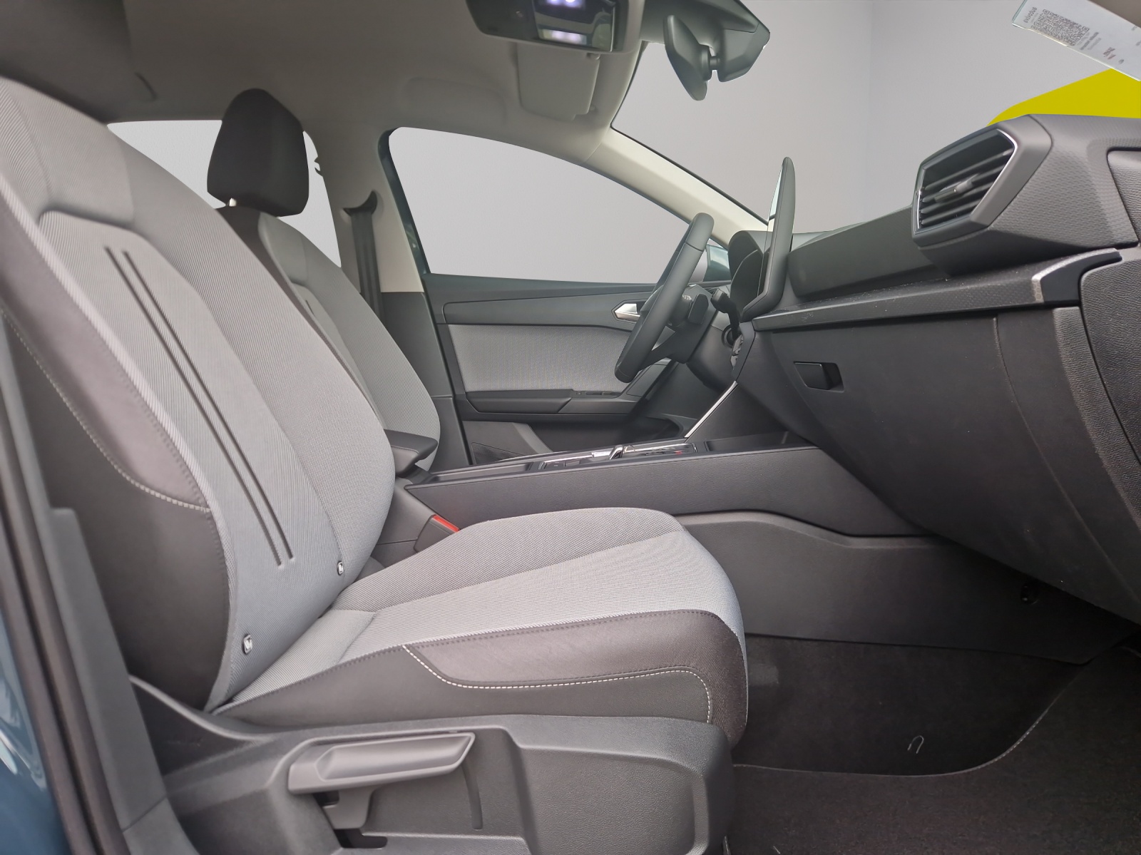 SEAT Leon 1.5 eTSI mHEV DSG Go-image-10