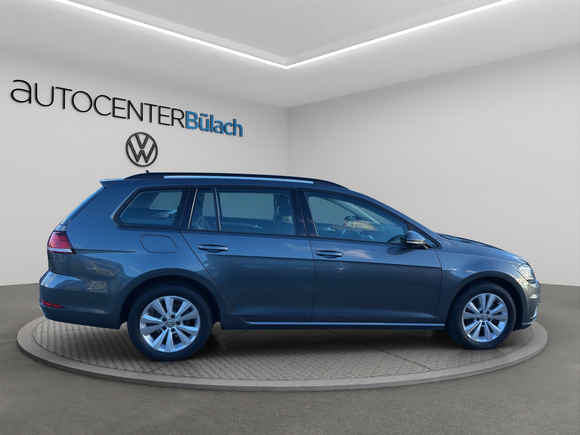 VW Golf Variant 1.5 TGI BlueMotion Comfortline DSG-image-3