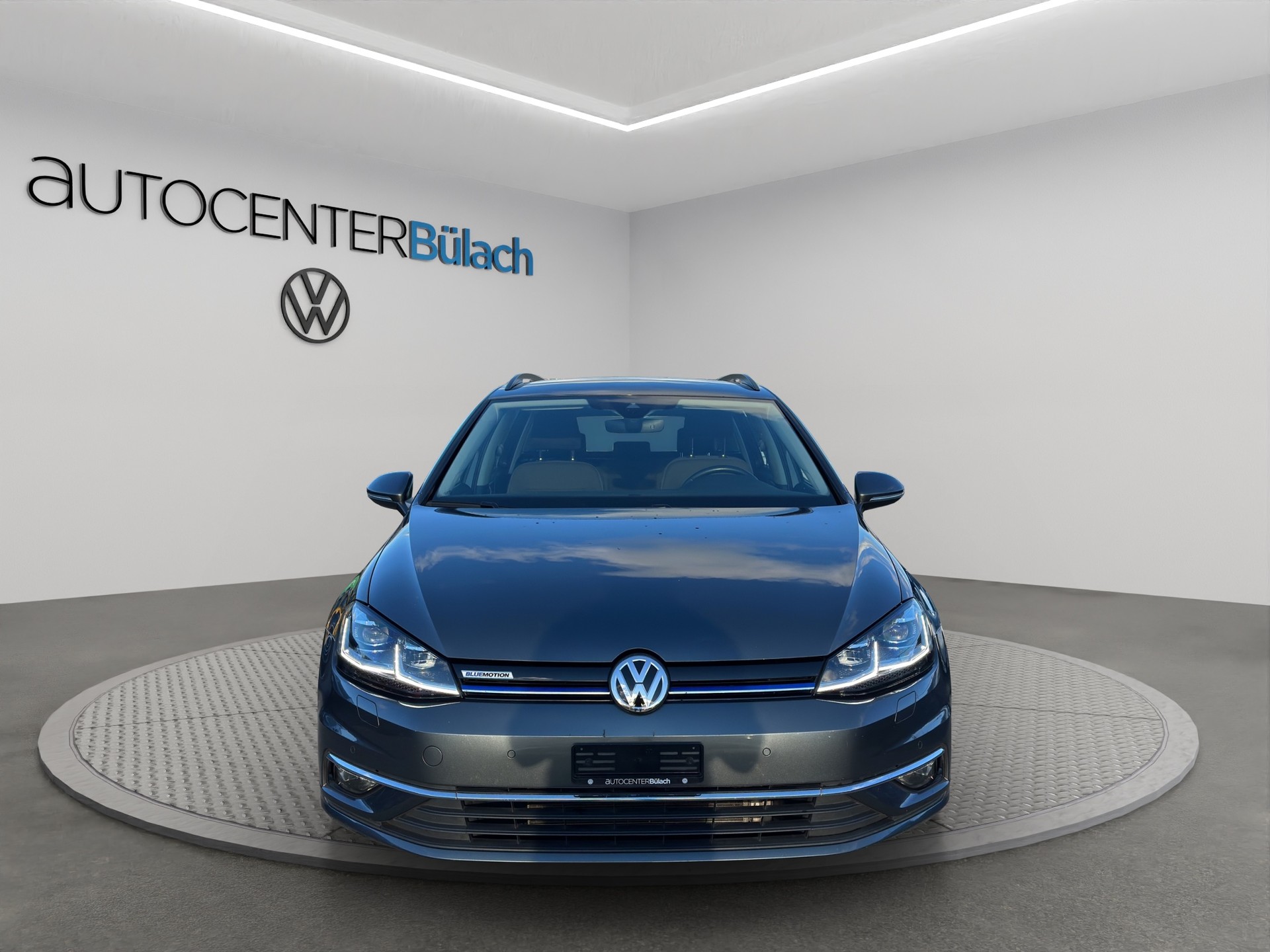 VW Golf Variant 1.5 TGI BlueMotion Comfortline DSG-image-1
