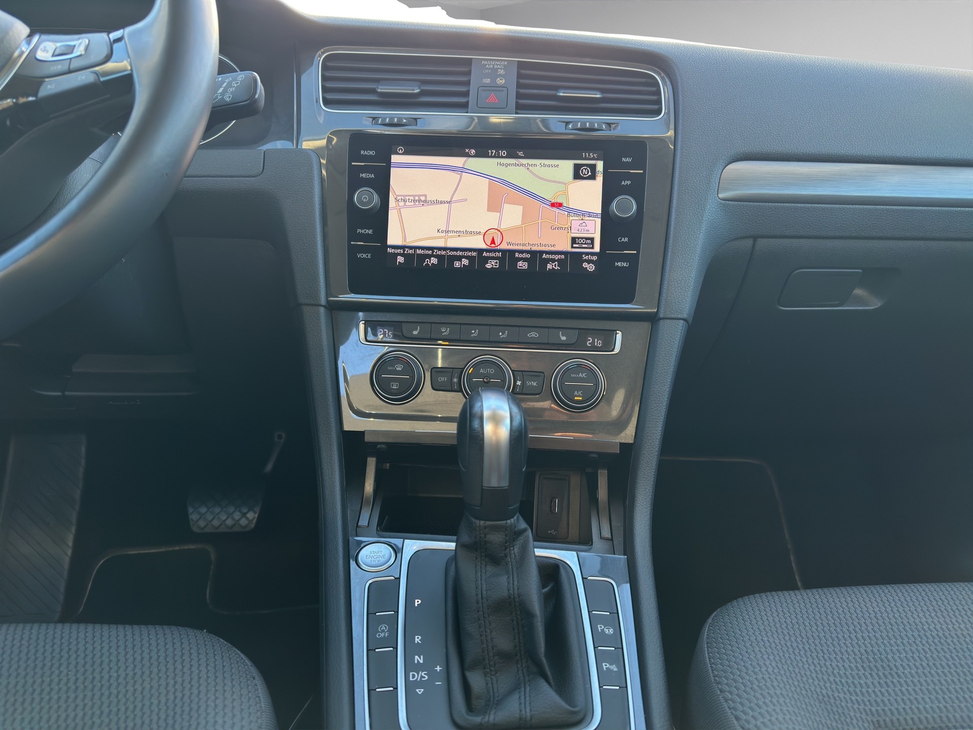 VW Golf Variant 1.5 TGI BlueMotion Comfortline DSG-image-12