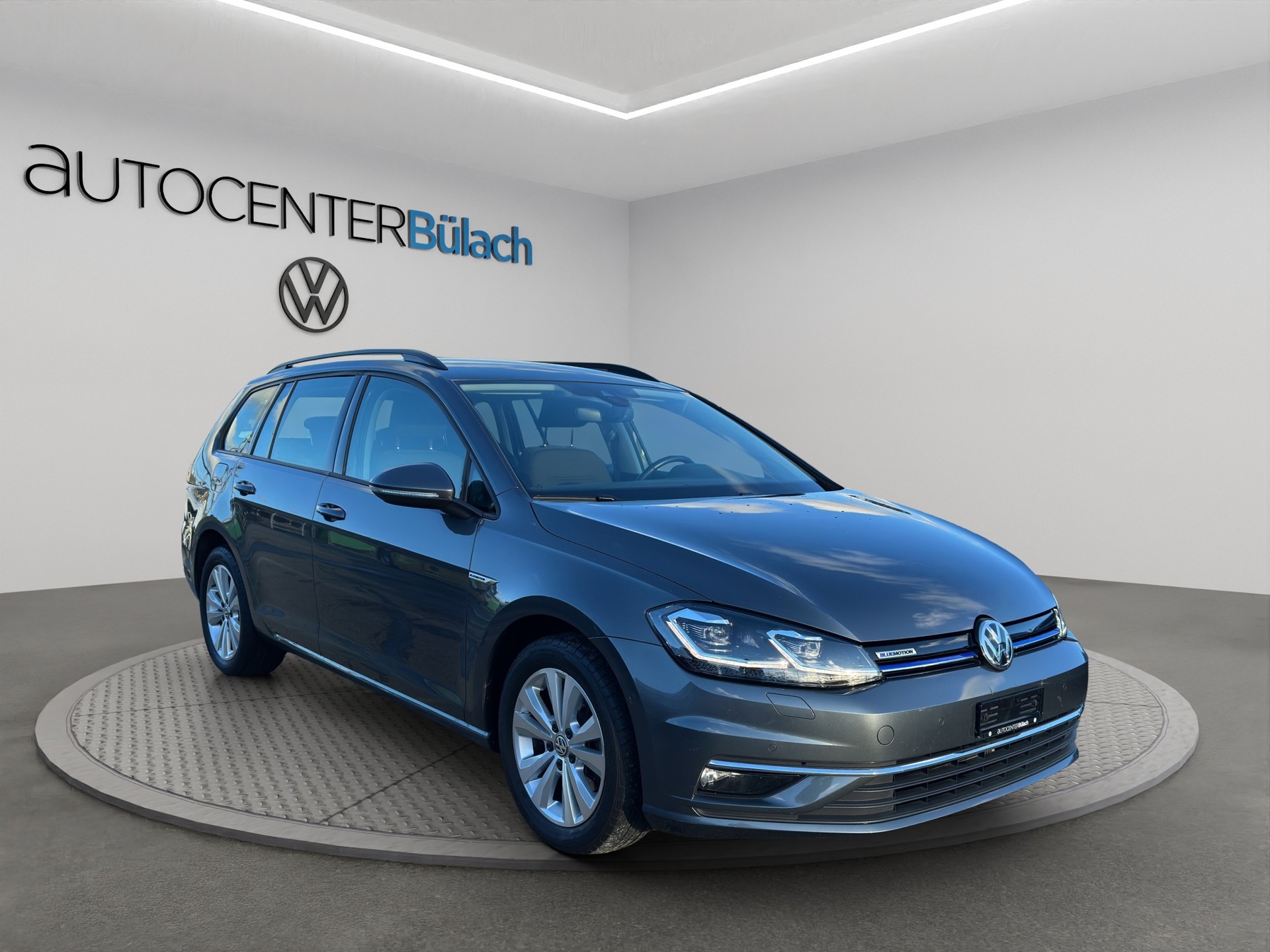 VW Golf Variant 1.5 TGI BlueMotion Comfortline DSG-image-2
