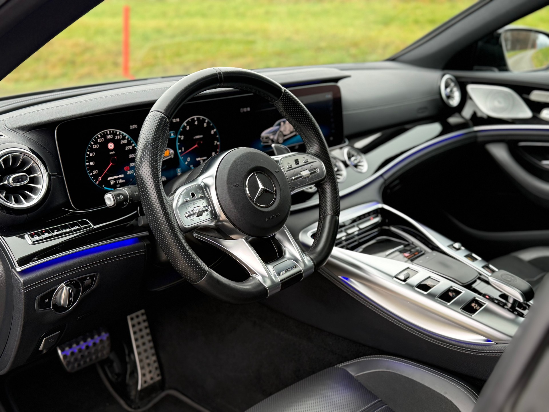MERCEDES-BENZ AMG GT 4 63 4Matic+ Speedshift MCT-image-13