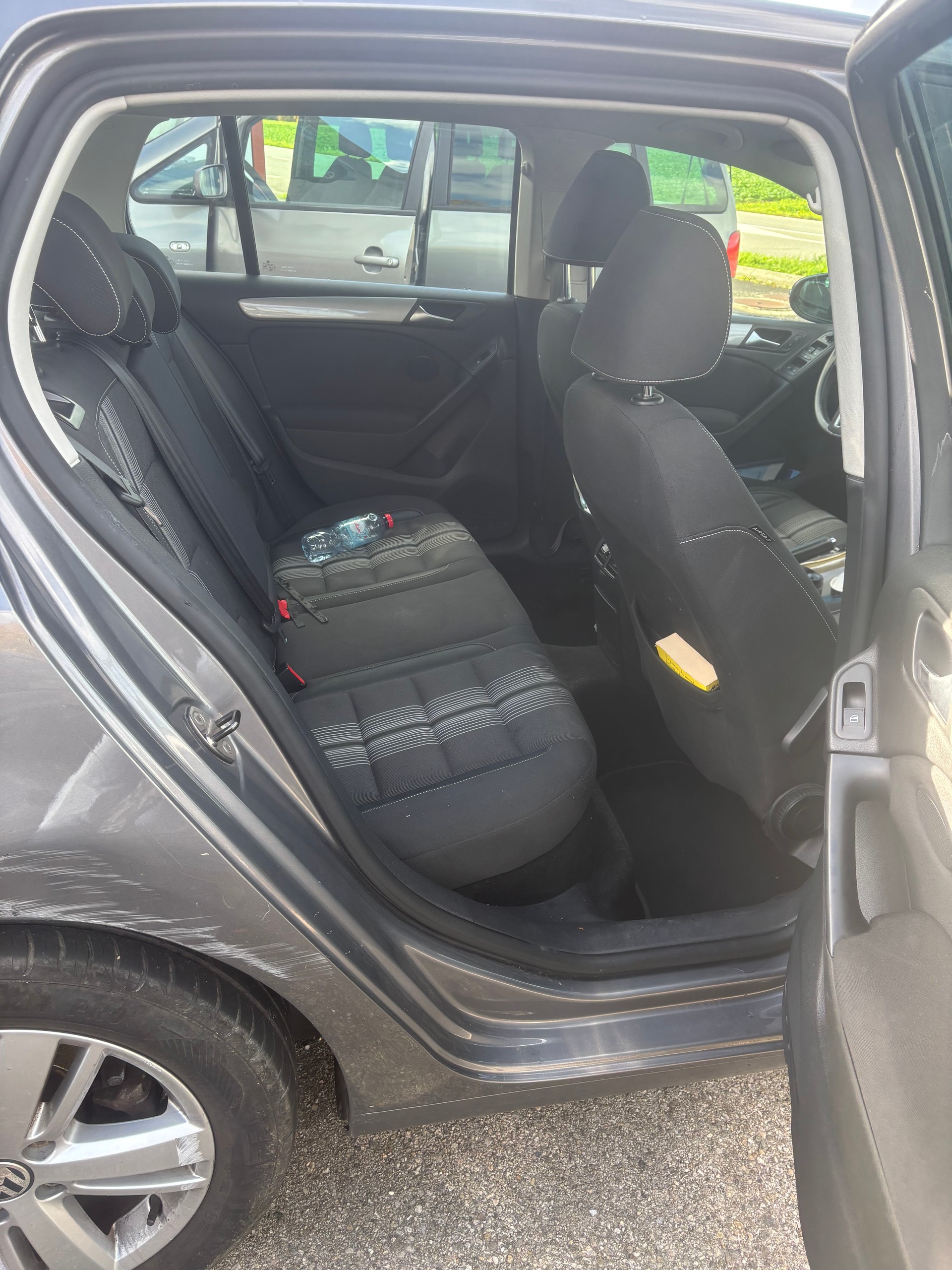 VW GOLF-image-3