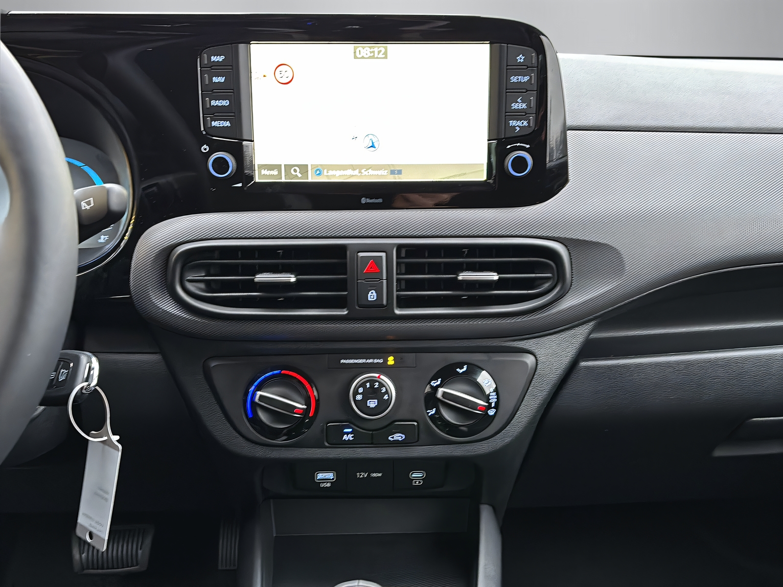 HYUNDAI i10 1.2 Amplia-image-14