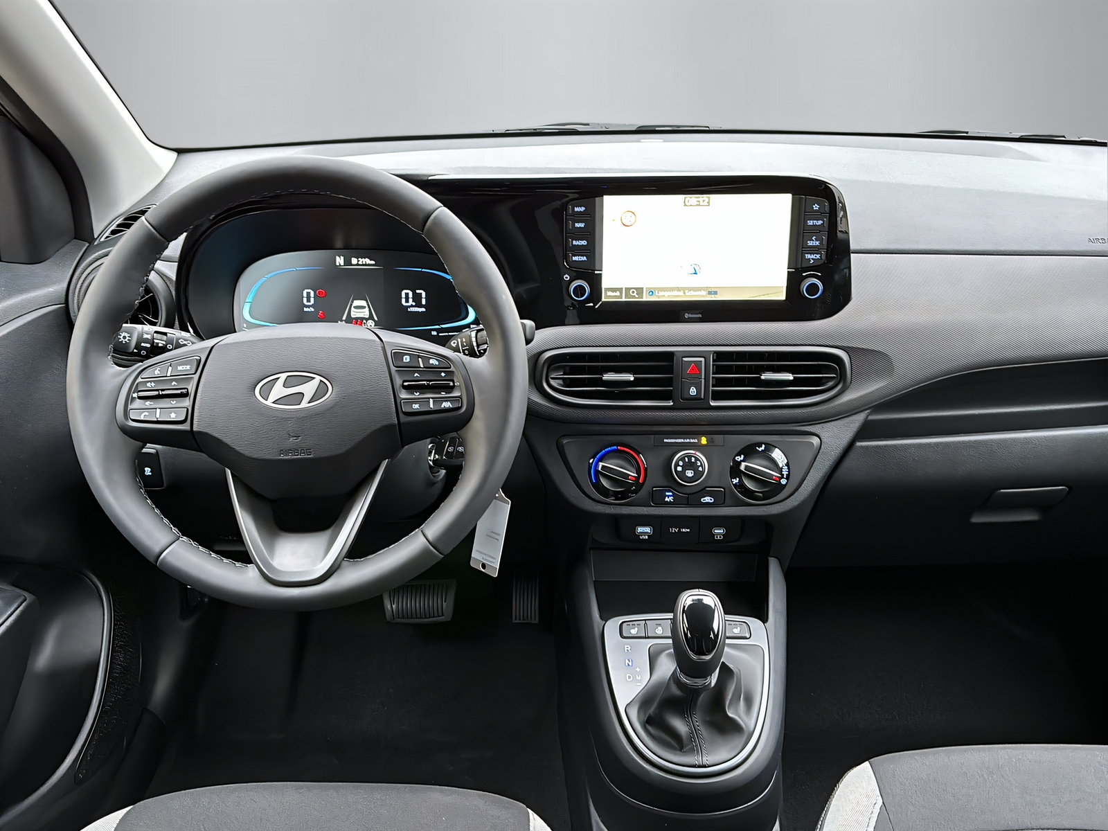 HYUNDAI i10 1.2 Amplia-image-12